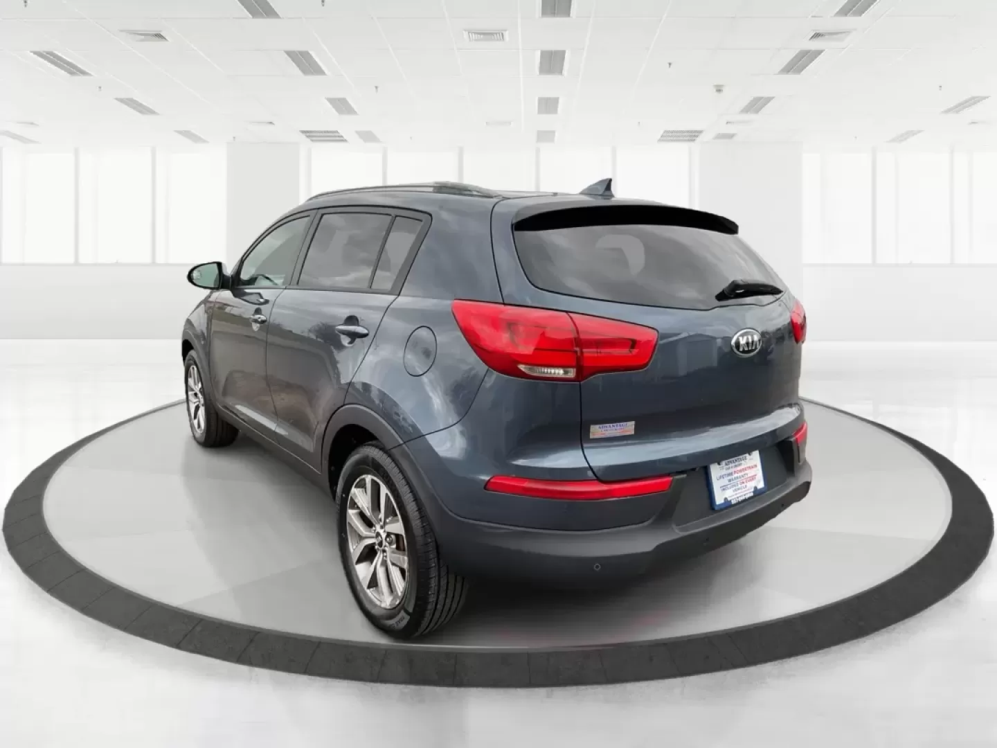 2014 Kia Sportage LX (KNDPBCAC3E7) with an 2.4L I-4 gasoline direct injection engine, located at 8750 N County Rd 25A, Piqua, OH, 45356, (937) 908-9800, 40.164391, -84.232513 - **Adventure Awaits: Explore the 2014 Kia Sportage LX at Advantage Car and Credit!**<br /> <br /> Are you ready to embrace the open road and create unforgettable memories? The 2014 Kia Sportage LX is your ticket to adventure, perfect for weekend getaways, family trips, or daily commuting around Fairb - Photo#4