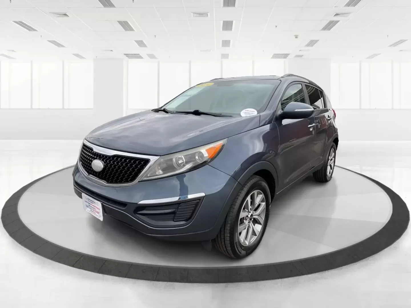 2014 Kia Sportage LX (KNDPBCAC3E7) with an 2.4L I-4 gasoline direct injection engine, located at 8750 N County Rd 25A, Piqua, OH, 45356, (937) 908-9800, 40.164391, -84.232513 - **Adventure Awaits: Explore the 2014 Kia Sportage LX at Advantage Car and Credit!**<br /> <br /> Are you ready to embrace the open road and create unforgettable memories? The 2014 Kia Sportage LX is your ticket to adventure, perfect for weekend getaways, family trips, or daily commuting around Fairb - Photo#8