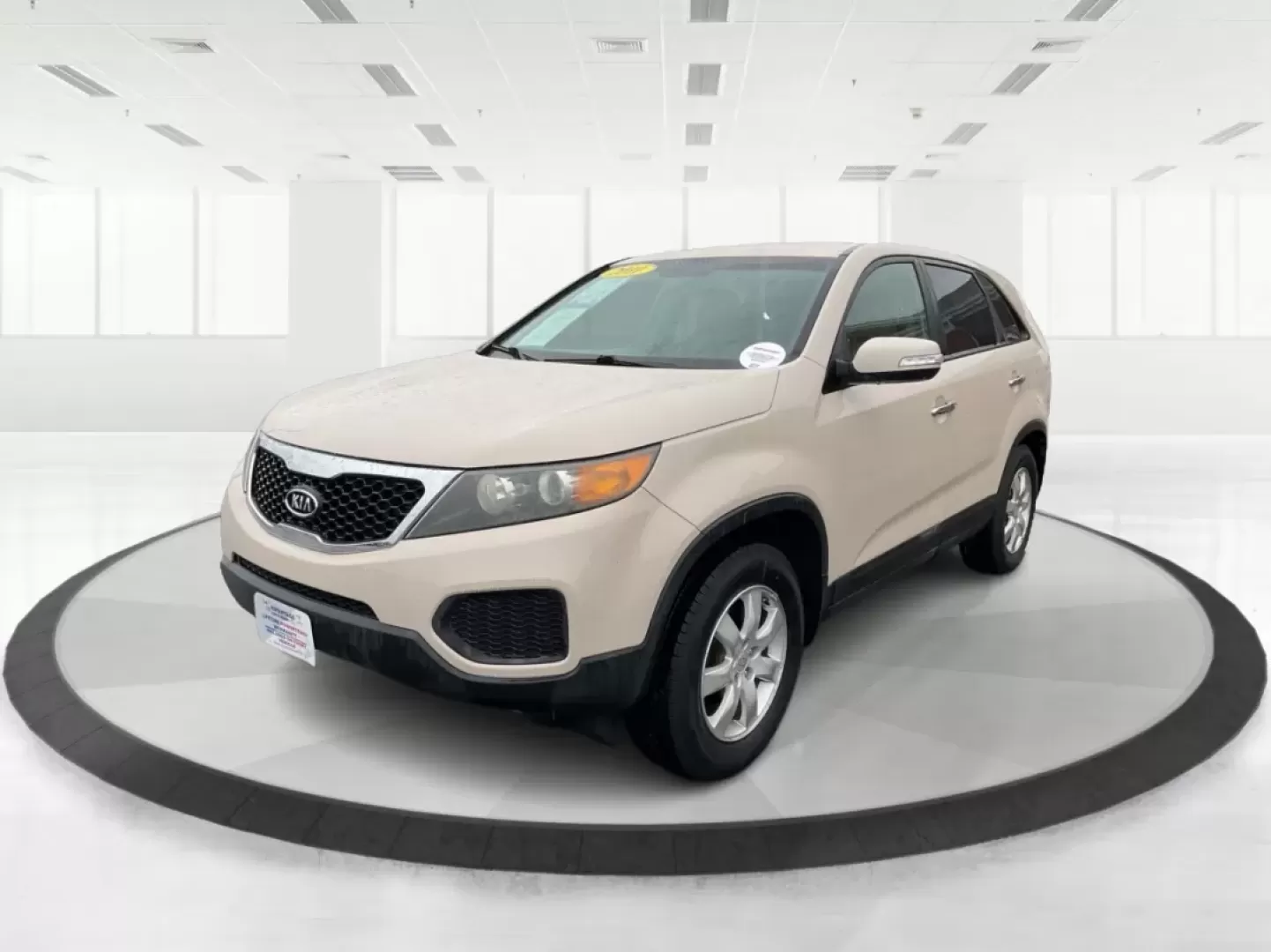 2011 Kia Sorento LX (5XYKT3A1XBG) with an 2.4L I-4 DOHC engine, located at 4508 South Dixie Dr, Moraine, OH, 45439, (937) 908-9800, 39.689976, -84.218452 - Are you searching for the perfect vehicle to enhance your family adventures while providing reliability and comfort? Look no further! At Advantage Car and Credit in Fairborn, OH, we present an exceptional 2011 Kia Sorento that's ready to take your lifestyle to the next level. Whether you're planning - Photo#7