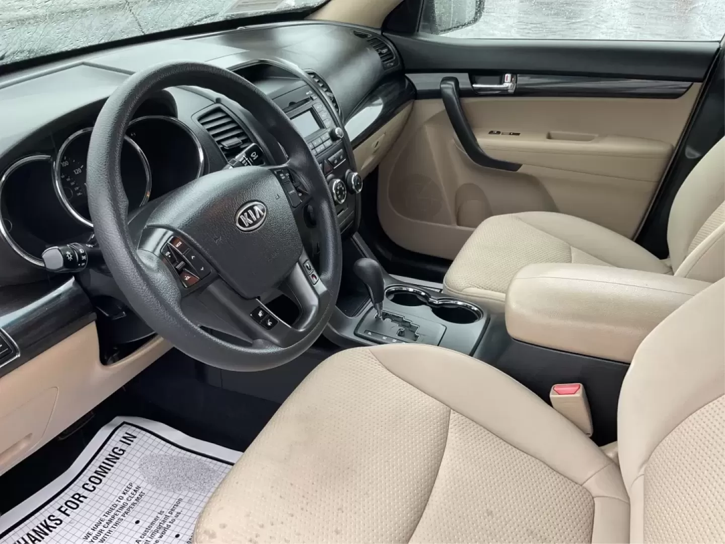 2011 Kia Sorento LX (5XYKT3A1XBG) with an 2.4L I-4 DOHC engine, located at 4508 South Dixie Dr, Moraine, OH, 45439, (937) 908-9800, 39.689976, -84.218452 - Are you searching for the perfect vehicle to enhance your family adventures while providing reliability and comfort? Look no further! At Advantage Car and Credit in Fairborn, OH, we present an exceptional 2011 Kia Sorento that's ready to take your lifestyle to the next level. Whether you're planning - Photo#8