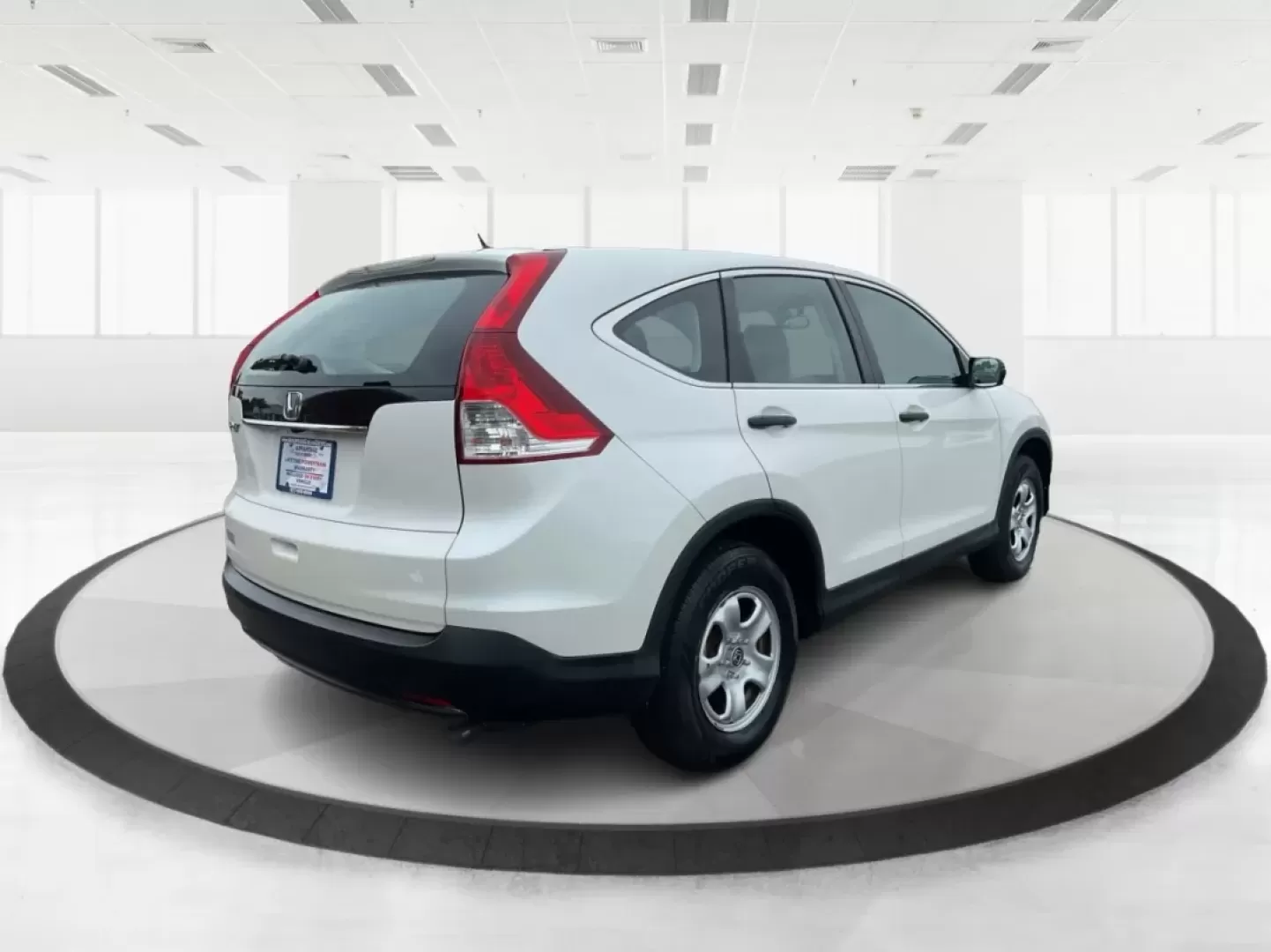 2013 Honda CR-V LX (5J6RM3H37DL) with an 2.4L I-4 DOHC engine, located at 1099 N County Rd 25A , Troy, OH, 45373, (937) 908-9800, 40.057079, -84.212883 - If you're searching for a reliable vehicle that perfectly balances space, comfort, and efficiency for your family or daily commute, look no further than this 2013 Honda CR-V LX, proudly offered by Advantage Car and Credit in Fairborn, OH. Located conveniently at 1184 Kauffman Ave, we specialize in * - Photo#2