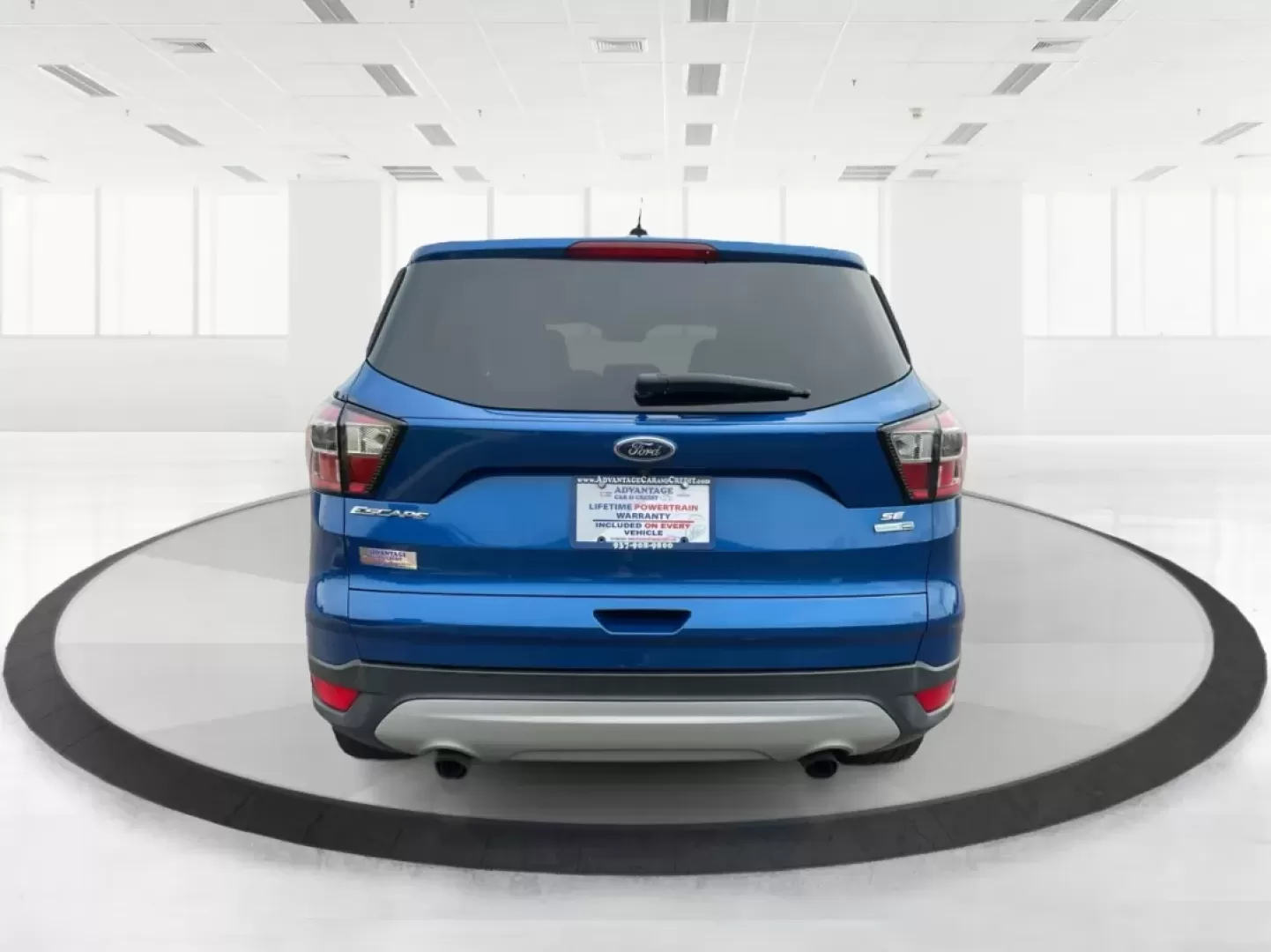 2017 Ford Escape SE (1FMCU9GD3HU) with an Other engine, located at 1099 N County Rd 25A , Troy, OH, 45373, (937) 908-9800, 40.057079, -84.212883 - Are you searching for a reliable and stylish SUV that fits seamlessly into your busy lifestyle? Look no further than this stunning 2017 Ford Escape SE, available now at Advantage Car and Credit in Fairborn, OH. With its robust features and comfortable design, this vehicle is perfect for growing fami - Photo#3