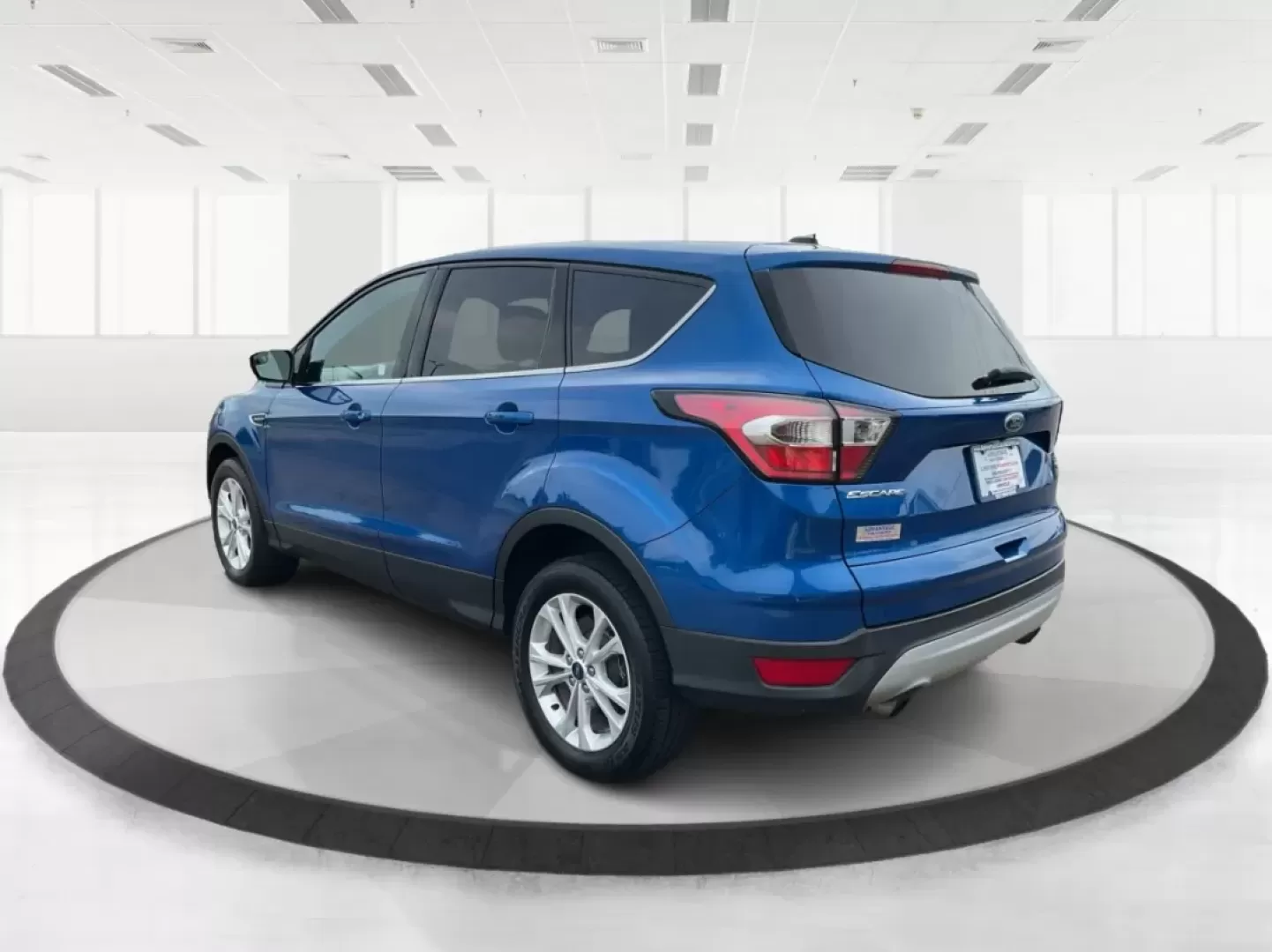 2017 Ford Escape SE (1FMCU9GD3HU) with an Other engine, located at 1099 N County Rd 25A , Troy, OH, 45373, (937) 908-9800, 40.057079, -84.212883 - Are you searching for a reliable and stylish SUV that fits seamlessly into your busy lifestyle? Look no further than this stunning 2017 Ford Escape SE, available now at Advantage Car and Credit in Fairborn, OH. With its robust features and comfortable design, this vehicle is perfect for growing fami - Photo#4