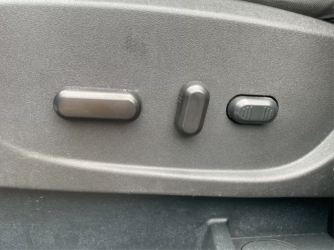 2017 Ford Escape SE (1FMCU9GD3HU) with an Other engine, located at 1099 N County Rd 25A , Troy, OH, 45373, (937) 908-9800, 40.057079, -84.212883 - Are you searching for a reliable and stylish SUV that fits seamlessly into your busy lifestyle? Look no further than this stunning 2017 Ford Escape SE, available now at Advantage Car and Credit in Fairborn, OH. With its robust features and comfortable design, this vehicle is perfect for growing fami - Photo#18