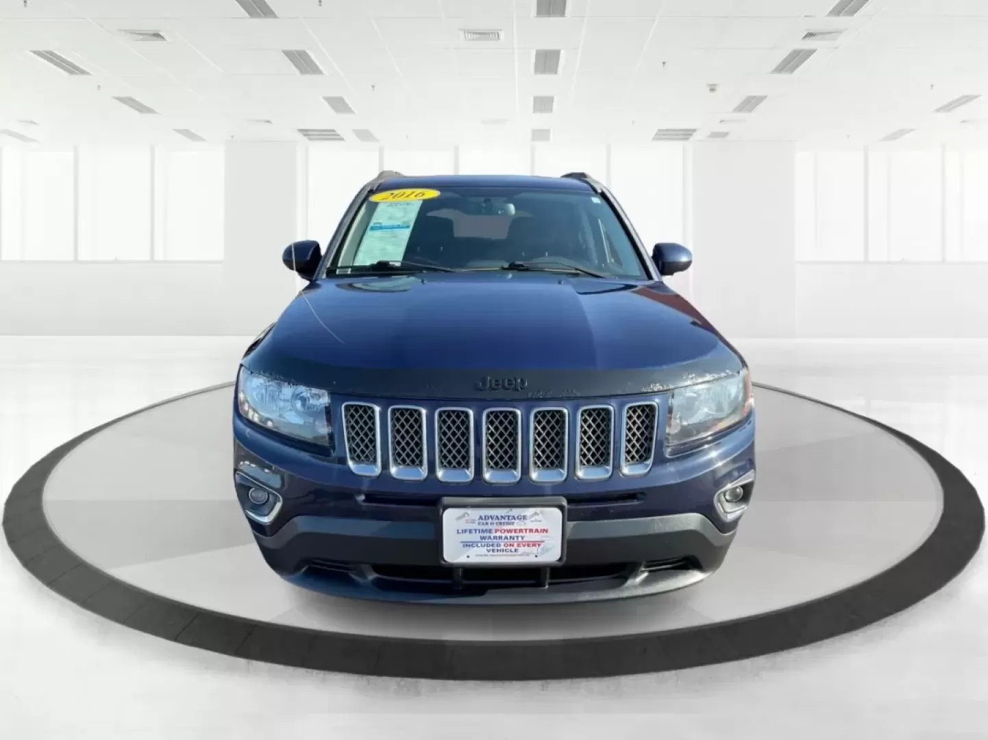 2016 Jeep Compass Latitude 4WD (1C4NJDEB7GD) with an 2.4L L4 DOHC 16V engine, 6-Speed Automatic transmission, located at 401 Woodman Dr, Riverside, OH, 45431, (937) 908-9800, 39.760899, -84.123421 - **Discover Adventure with the 2016 Jeep Compass Latitude 4WD at Advantage Car and Credit!**<br /> <br /> Are you ready to embrace your next adventure? Whether you're planning a weekend getaway, commuting to work, or navigating your family through busy city streets, the 2016 Jeep Compass Latitude 4WD - Photo#7