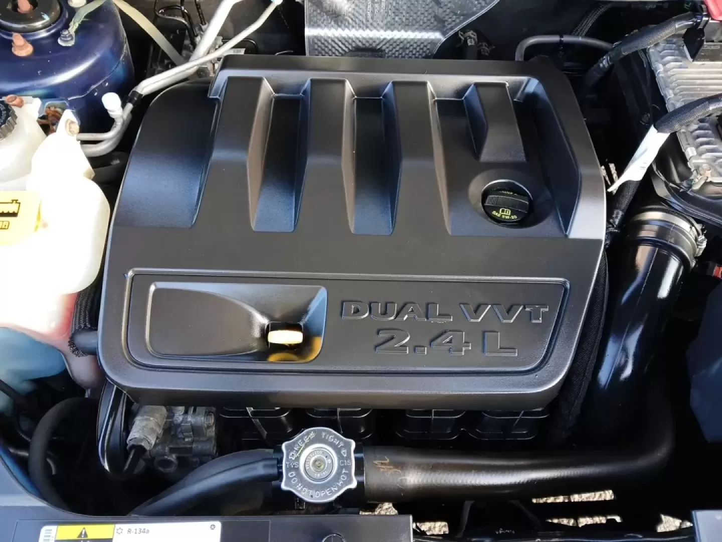 2016 Jeep Compass Latitude 4WD (1C4NJDEB7GD) with an 2.4L L4 DOHC 16V engine, 6-Speed Automatic transmission, located at 401 Woodman Dr, Riverside, OH, 45431, (937) 908-9800, 39.760899, -84.123421 - **Discover Adventure with the 2016 Jeep Compass Latitude 4WD at Advantage Car and Credit!**<br /> <br /> Are you ready to embrace your next adventure? Whether you're planning a weekend getaway, commuting to work, or navigating your family through busy city streets, the 2016 Jeep Compass Latitude 4WD - Photo#11