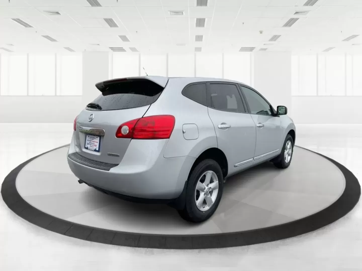 2012 Nissan Rogue S (JN8AS5MT2CW) with an 2.5L I-4 DOHC engine, located at 1184 Kauffman Ave, Fairborn, OH, 45324, (937) 908-9800, 39.807072, -84.030914 - Are you seeking the perfect vehicle that balances style, comfort, and versatility? Look no further than the 2012 Nissan Rogue, now available at Advantage Car and Credit in Fairborn, OH. This sleek SUV is not just a mode of transportation; it's your ticket to adventure, ideal for growing families, we - Photo#2