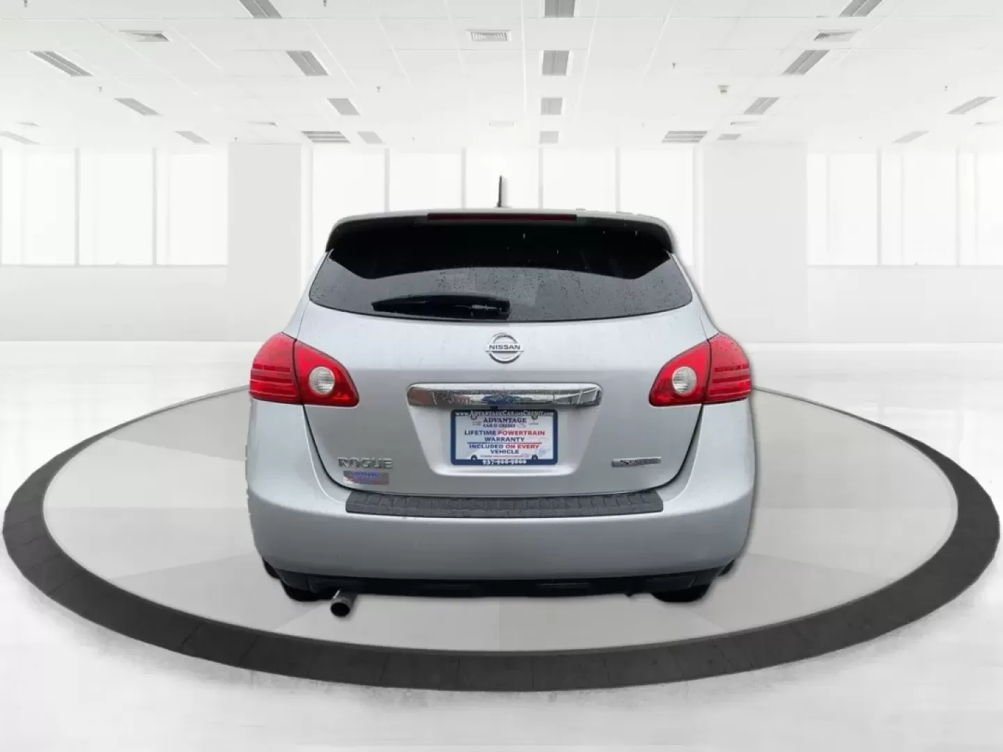 2012 Nissan Rogue S (JN8AS5MT2CW) with an 2.5L I-4 DOHC engine, located at 1184 Kauffman Ave, Fairborn, OH, 45324, (937) 908-9800, 39.807072, -84.030914 - Are you seeking the perfect vehicle that balances style, comfort, and versatility? Look no further than the 2012 Nissan Rogue, now available at Advantage Car and Credit in Fairborn, OH. This sleek SUV is not just a mode of transportation; it's your ticket to adventure, ideal for growing families, we - Photo#3