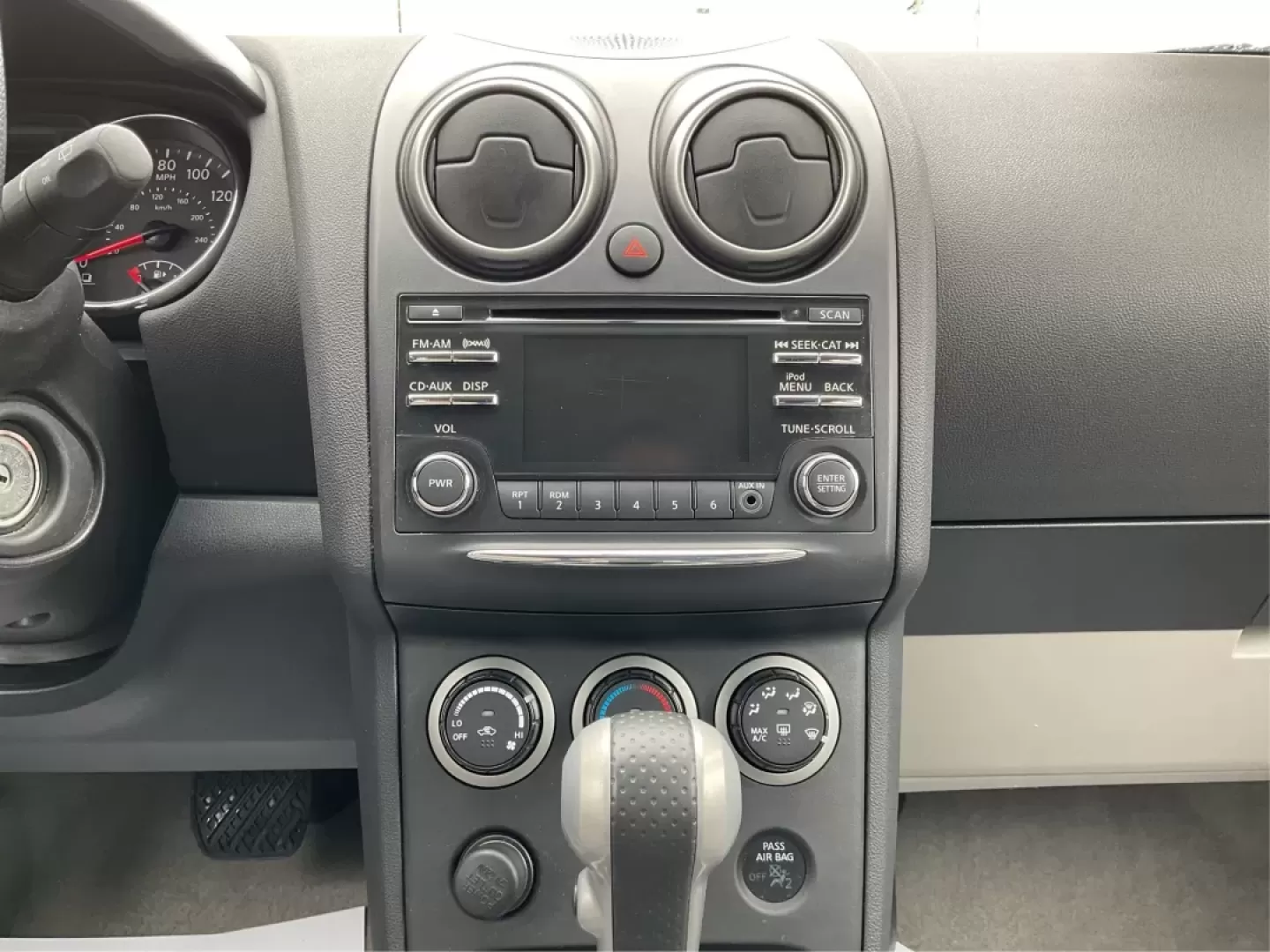 2012 Nissan Rogue S (JN8AS5MT2CW) with an 2.5L I-4 DOHC engine, located at 1184 Kauffman Ave, Fairborn, OH, 45324, (937) 908-9800, 39.807072, -84.030914 - Are you seeking the perfect vehicle that balances style, comfort, and versatility? Look no further than the 2012 Nissan Rogue, now available at Advantage Car and Credit in Fairborn, OH. This sleek SUV is not just a mode of transportation; it's your ticket to adventure, ideal for growing families, we - Photo#13