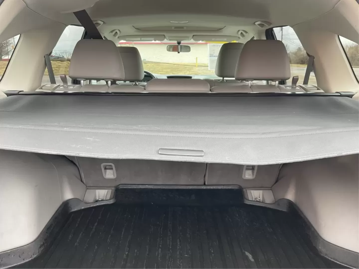 2012 Honda CR-V EX-L 4WD 5-Speed AT (2HKRM3H75CH) with an Other engine, located at 1099 N County Rd 25A , Troy, OH, 45373, (937) 908-9800, 40.057079, -84.212883 - Are you ready to elevate your adventures and daily commutes with a reliable vehicle? The 2012 Honda CR-V EX-L is perfect for individuals and families alike, offering a comfortable ride with ample space and versatile features. Whether you're navigating the bustling streets of Fairborn, OH, or heading - Photo#11