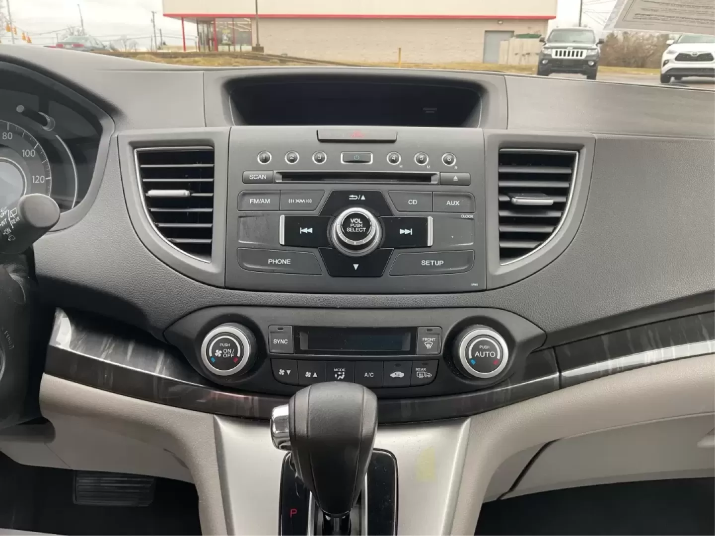 2012 Honda CR-V EX-L 4WD 5-Speed AT (2HKRM3H75CH) with an Other engine, located at 1099 N County Rd 25A , Troy, OH, 45373, (937) 908-9800, 40.057079, -84.212883 - Are you ready to elevate your adventures and daily commutes with a reliable vehicle? The 2012 Honda CR-V EX-L is perfect for individuals and families alike, offering a comfortable ride with ample space and versatile features. Whether you're navigating the bustling streets of Fairborn, OH, or heading - Photo#12
