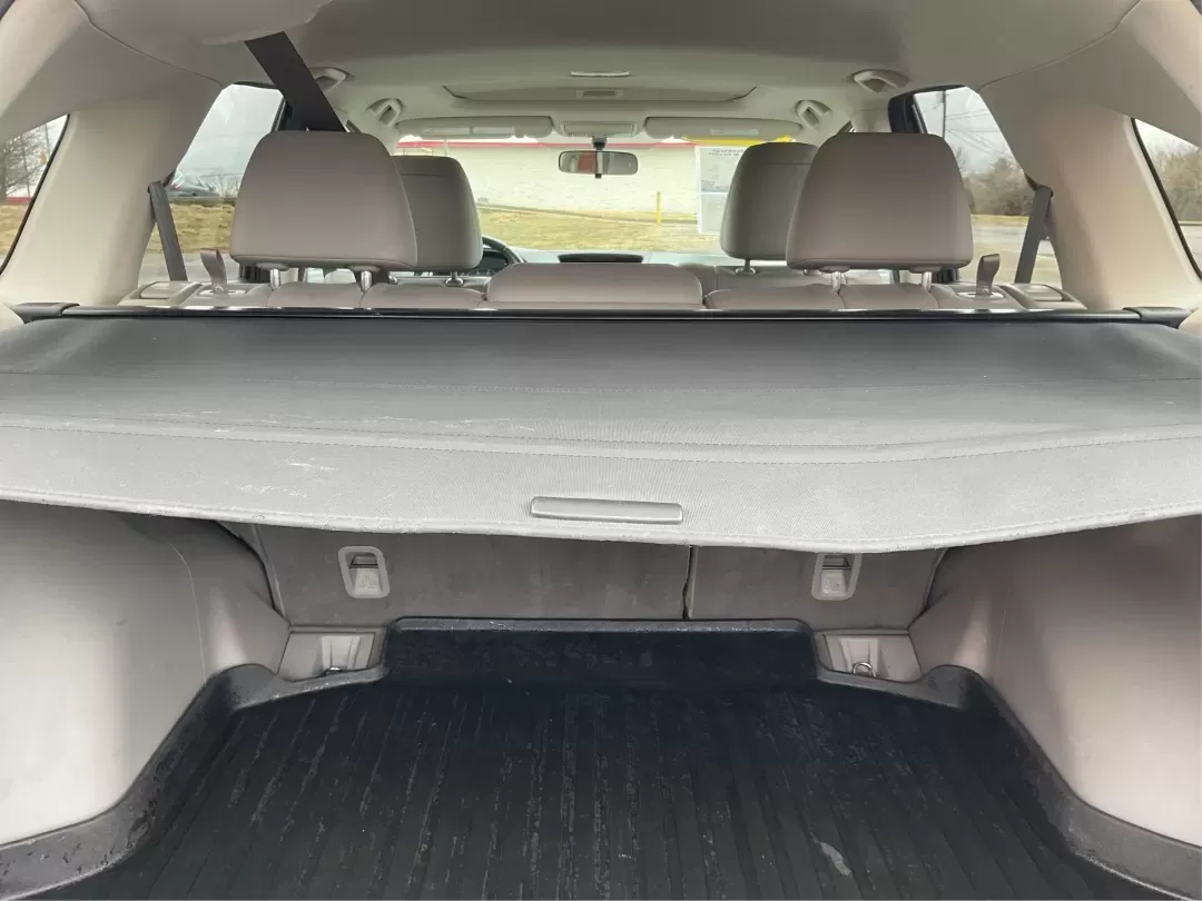 2012 Honda CR-V EX-L 4WD 5-Speed AT (2HKRM3H75CH) with an Other engine, located at 401 Woodman Dr, Riverside, OH, 45431, (937) 908-9800, 39.760899, -84.123421 - Are you ready to elevate your adventures and daily commutes with a reliable vehicle? The 2012 Honda CR-V EX-L is perfect for individuals and families alike, offering a comfortable ride with ample space and versatile features. Whether you're navigating the bustling streets of Fairborn, OH, or heading - Photo#11