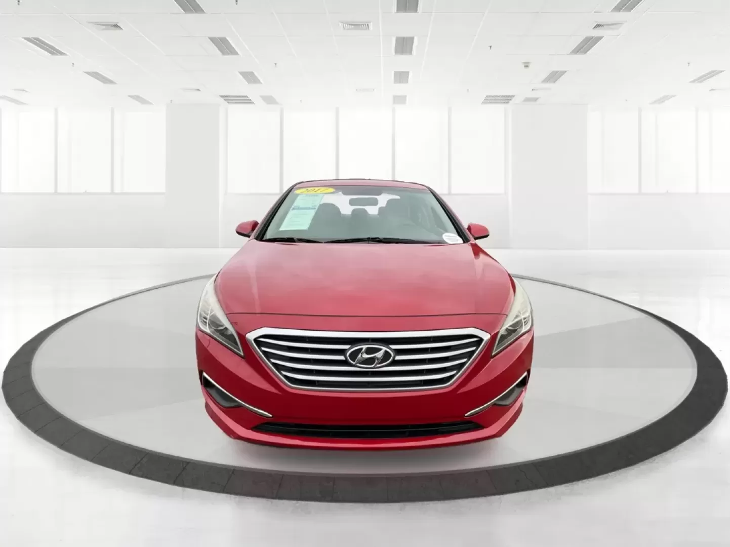 2017 Hyundai Sonata Base/SE (5NPE24AF8HH) with an Other engine, located at 1184 Kauffman Ave, Fairborn, OH, 45324, (937) 908-9800, 39.807072, -84.030914 - **Discover Your Next Adventure with the 2017 Hyundai Sonata at Advantage Car and Credit!**<br /> <br /> Are you in the market for a reliable sedan that effortlessly combines comfort, style, and functionality? Look no further than the 2017 Hyundai Sonata, available now at Advantage Car and Credit in - Photo#7