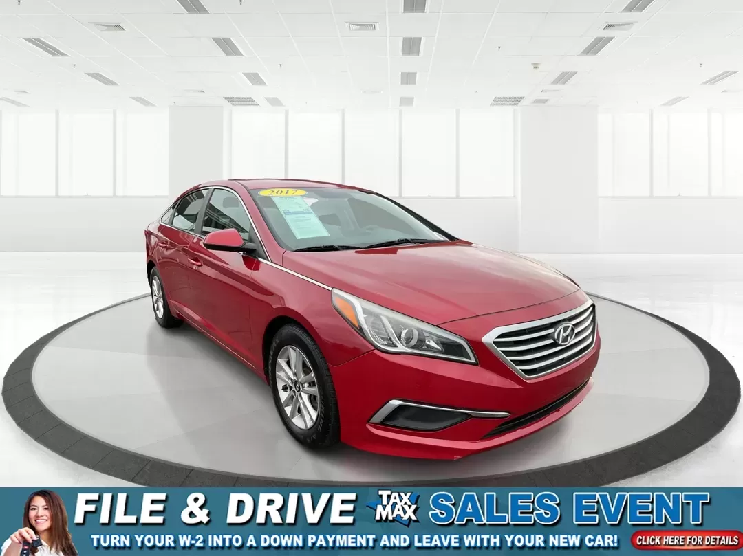 2017 Hyundai Sonata Base/SE (5NPE24AF8HH) with an Other engine, located at 1184 Kauffman Ave, Fairborn, OH, 45324, (937) 908-9800, 39.807072, -84.030914 - **Discover Your Next Adventure with the 2017 Hyundai Sonata at Advantage Car and Credit!**<br /> <br /> Are you in the market for a reliable sedan that effortlessly combines comfort, style, and functionality? Look no further than the 2017 Hyundai Sonata, available now at Advantage Car and Credit in - Photo#0