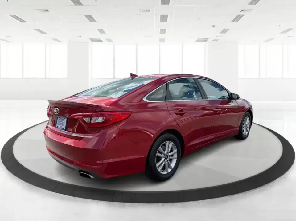 2017 Hyundai Sonata SE (5NPE24AF8HH) with an 2.4L L4 DOHC 16V engine, 7A transmission, located at 1099 N County Rd 25A , Troy, OH, 45373, (937) 908-9800, 40.057079, -84.212883 - Need a reliable, comfortable sedan for the daily drive from Troy to Dayton, school drop-offs, or quick weekend getaways to Charleston Falls Preserve? This red 2017 Hyundai Sonata Base is built for real life-easy to park downtown near the Miami County Courthouse, smooth on I75, and efficient enough f - Photo#2