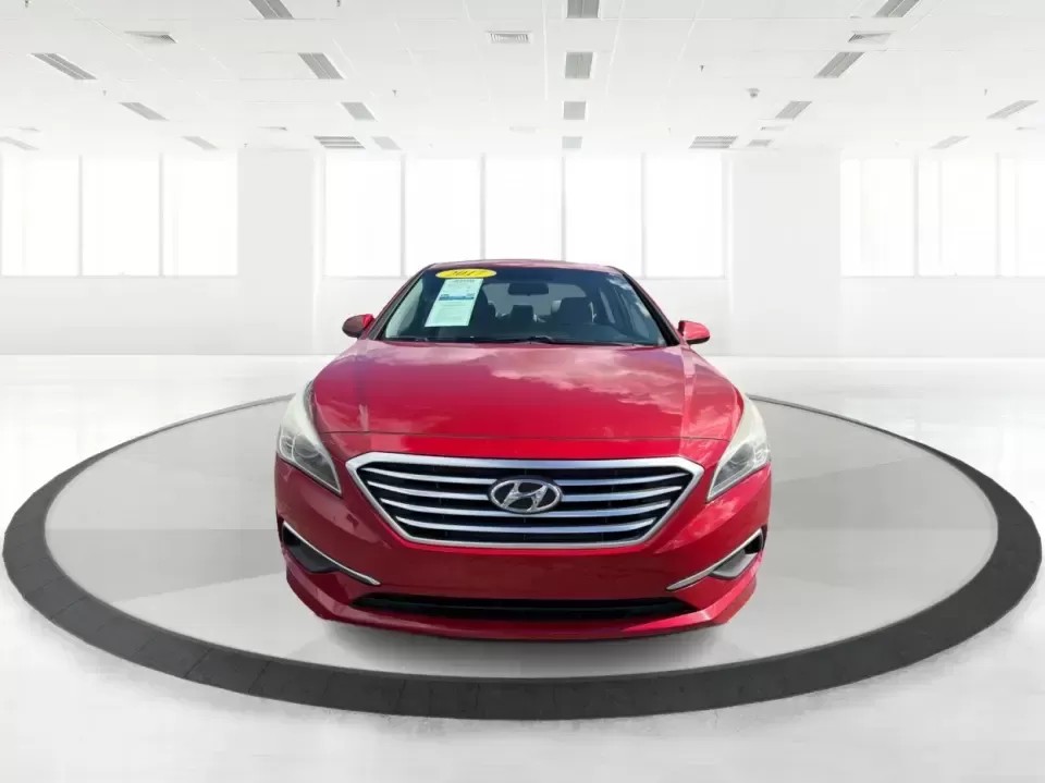 2017 Hyundai Sonata SE (5NPE24AF8HH) with an 2.4L L4 DOHC 16V engine, 7A transmission, located at 1099 N County Rd 25A , Troy, OH, 45373, (937) 908-9800, 40.057079, -84.212883 - Need a reliable, comfortable sedan for the daily drive from Troy to Dayton, school drop-offs, or quick weekend getaways to Charleston Falls Preserve? This red 2017 Hyundai Sonata Base is built for real life-easy to park downtown near the Miami County Courthouse, smooth on I75, and efficient enough f - Photo#7