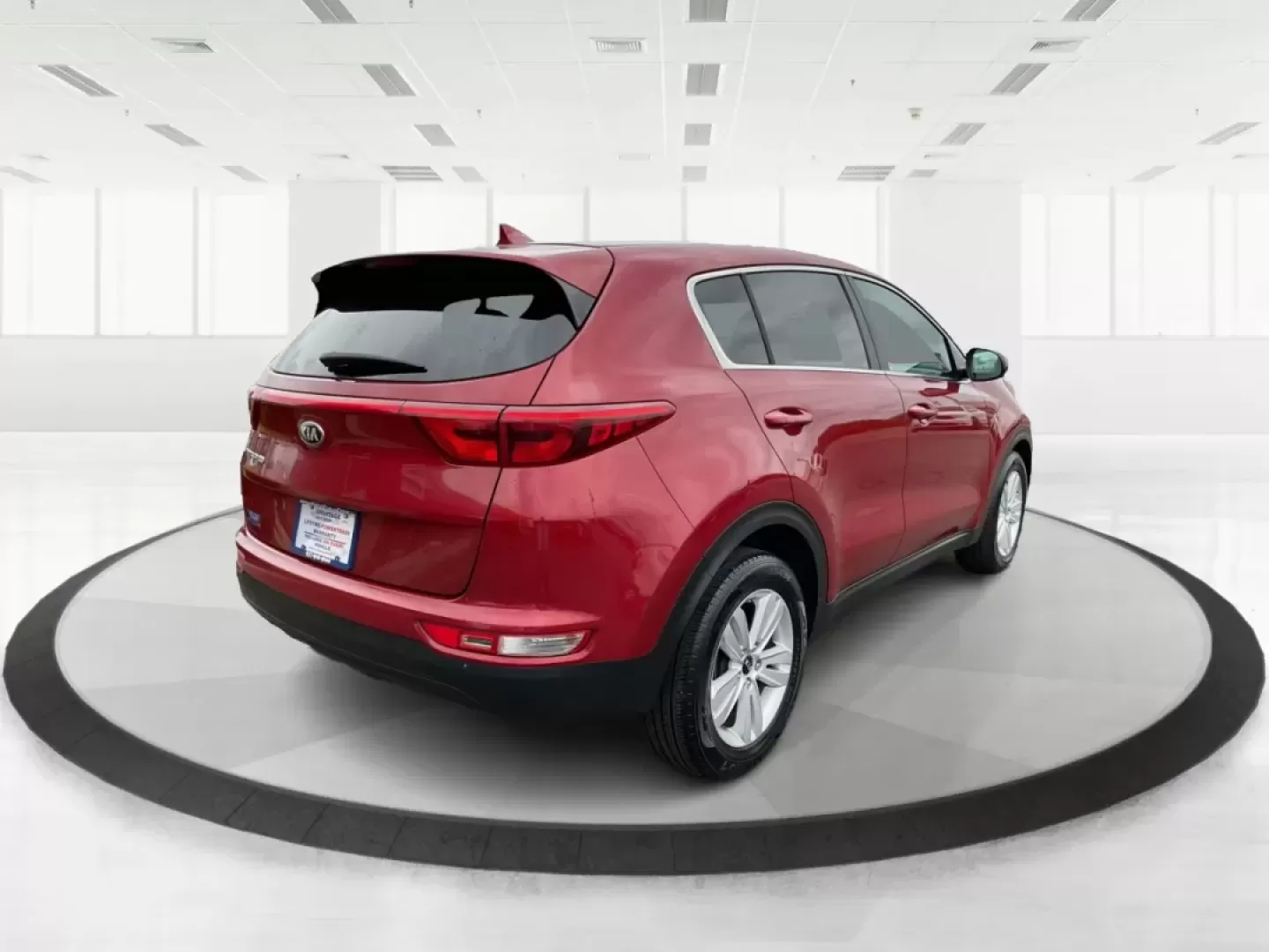 2018 Kia Sportage LX (KNDPM3AC2J7) with an Theta II 2.4L I-4 gasoline direct injection engine, located at 4508 South Dixie Dr, Moraine, OH, 45439, (937) 908-9800, 39.689976, -84.218452 - Experience the thrill of adventure with the 2018 Kia Sportage, a vehicle designed to elevate your daily commute or weekend getaways. This stylish crossover, available at Advantage Car and Credit in Fairborn, OH, is perfect for those who crave versatility and reliability. Whether you're a growing fam - Photo#2