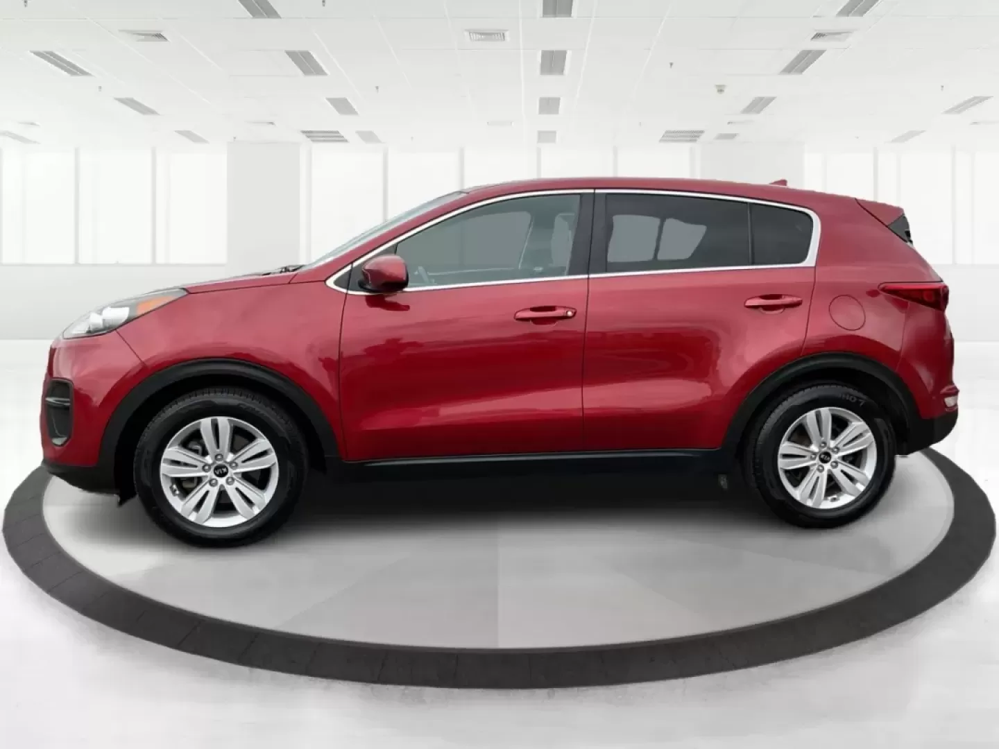2018 Kia Sportage LX (KNDPM3AC2J7) with an Theta II 2.4L I-4 gasoline direct injection engine, located at 1951 S Dayton Lakeview Rd., New Carlisle, OH, 45344, (937) 908-9800, 39.890999, -84.050255 - Experience the thrill of adventure with the 2018 Kia Sportage, a vehicle designed to elevate your daily commute or weekend getaways. This stylish crossover, available at Advantage Car and Credit in Fairborn, OH, is perfect for those who crave versatility and reliability. Whether you're a growing fam - Photo#5