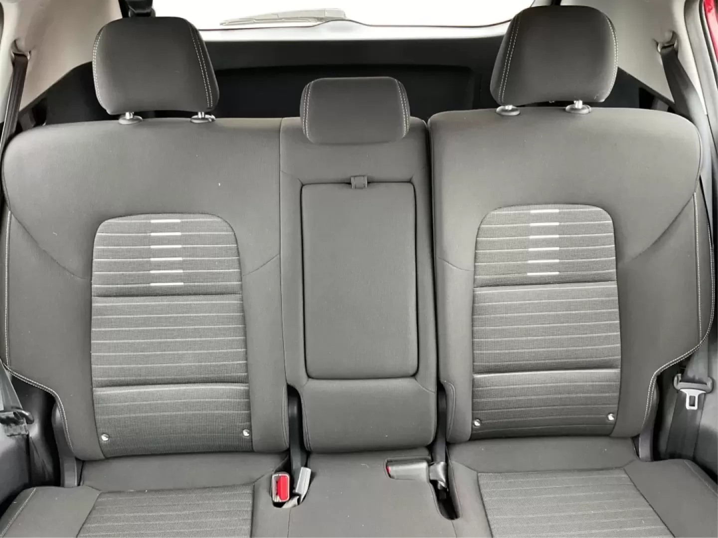 2018 Kia Sportage LX (KNDPM3AC2J7) with an Theta II 2.4L I-4 gasoline direct injection engine, located at 1951 S Dayton Lakeview Rd., New Carlisle, OH, 45344, (937) 908-9800, 39.890999, -84.050255 - Experience the thrill of adventure with the 2018 Kia Sportage, a vehicle designed to elevate your daily commute or weekend getaways. This stylish crossover, available at Advantage Car and Credit in Fairborn, OH, is perfect for those who crave versatility and reliability. Whether you're a growing fam - Photo#13