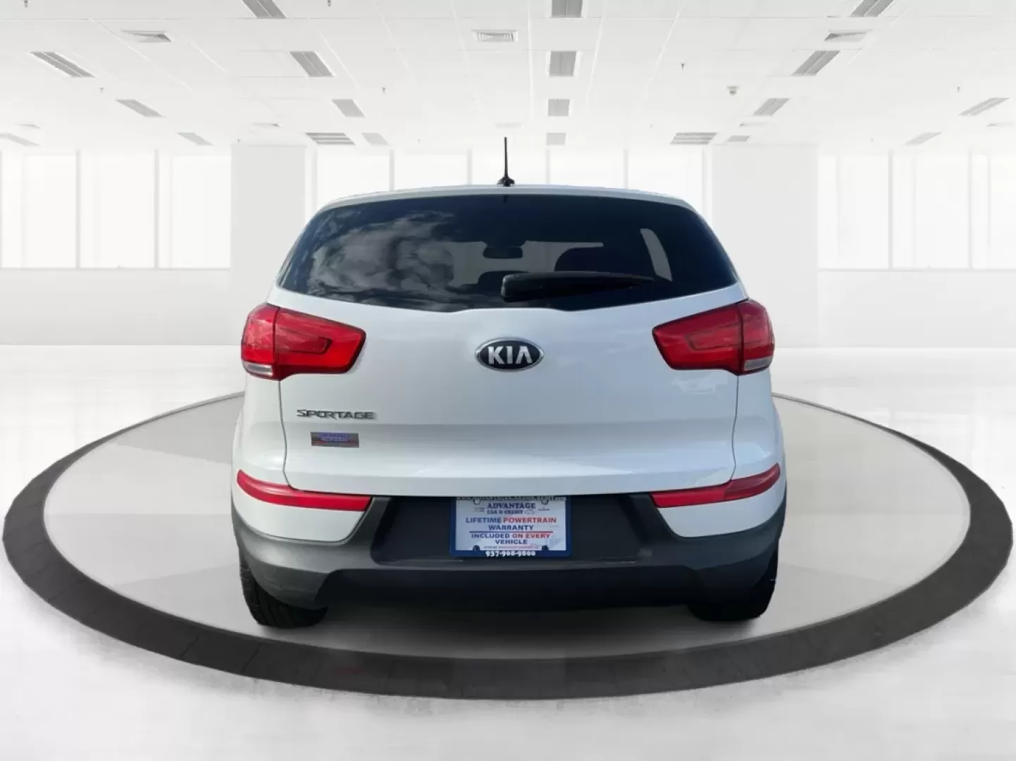 2015 Kia Sportage LX (KNDPB3AC1F7) with an Other engine, located at 1951 S Dayton Lakeview Rd., New Carlisle, OH, 45344, (937) 908-9800, 39.890999, -84.050255 - Are you looking for a versatile vehicle that can handle your family's daily adventures while also being budget-friendly? Look no further than this 2015 Kia Sportage LX, now available at Advantage Car and Credit in Fairborn, OH. This stylish crossover SUV is perfect for growing families, weekend geta - Photo#2