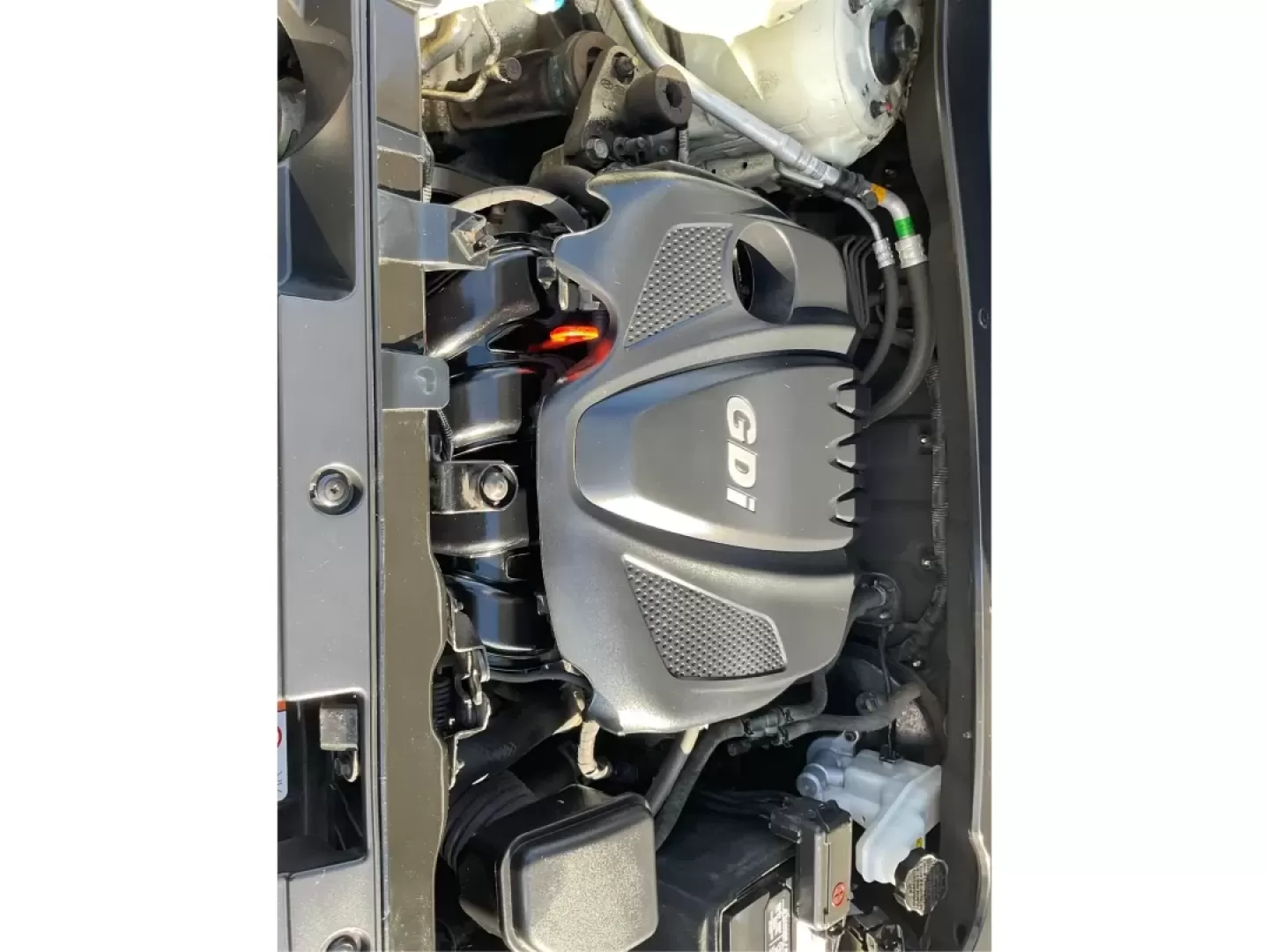 2015 Kia Sportage LX (KNDPB3AC1F7) with an Other engine, located at 1951 S Dayton Lakeview Rd., New Carlisle, OH, 45344, (937) 908-9800, 39.890999, -84.050255 - Are you looking for a versatile vehicle that can handle your family's daily adventures while also being budget-friendly? Look no further than this 2015 Kia Sportage LX, now available at Advantage Car and Credit in Fairborn, OH. This stylish crossover SUV is perfect for growing families, weekend geta - Photo#10