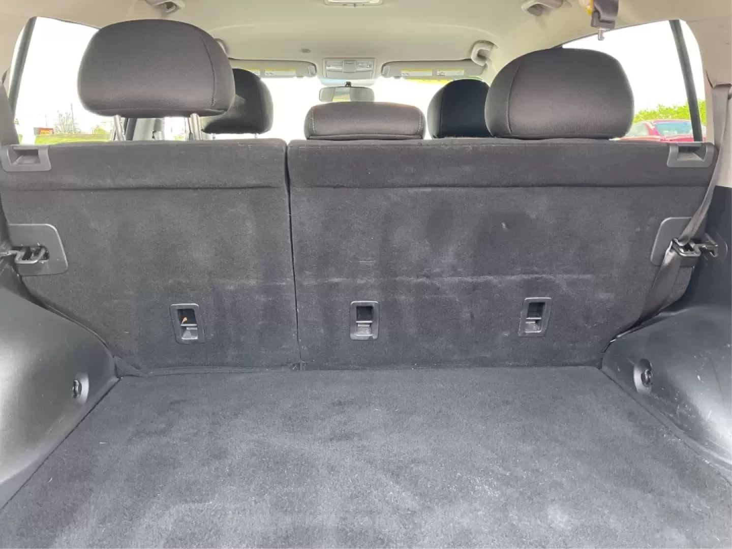 2015 Kia Sportage LX (KNDPB3AC1F7) with an Other engine, located at 1951 S Dayton Lakeview Rd., New Carlisle, OH, 45344, (937) 908-9800, 39.890999, -84.050255 - Are you looking for a versatile vehicle that can handle your family's daily adventures while also being budget-friendly? Look no further than this 2015 Kia Sportage LX, now available at Advantage Car and Credit in Fairborn, OH. This stylish crossover SUV is perfect for growing families, weekend geta - Photo#11