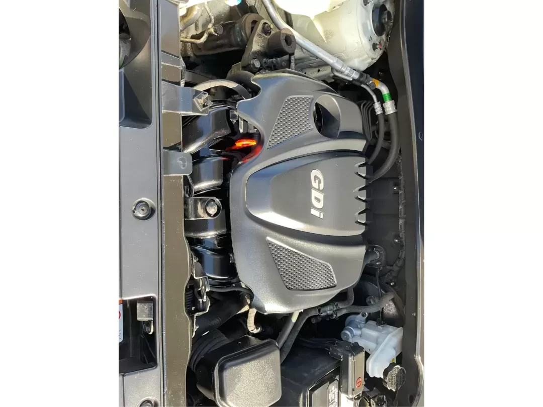 2015 Kia Sportage LX (KNDPB3AC1F7) with an Other engine, located at 4508 South Dixie Dr, Moraine, OH, 45439, (937) 908-9800, 39.689976, -84.218452 - Are you looking for a versatile vehicle that can handle your family's daily adventures while also being budget-friendly? Look no further than this 2015 Kia Sportage LX, now available at Advantage Car and Credit in Fairborn, OH. This stylish crossover SUV is perfect for growing families, weekend geta - Photo#10