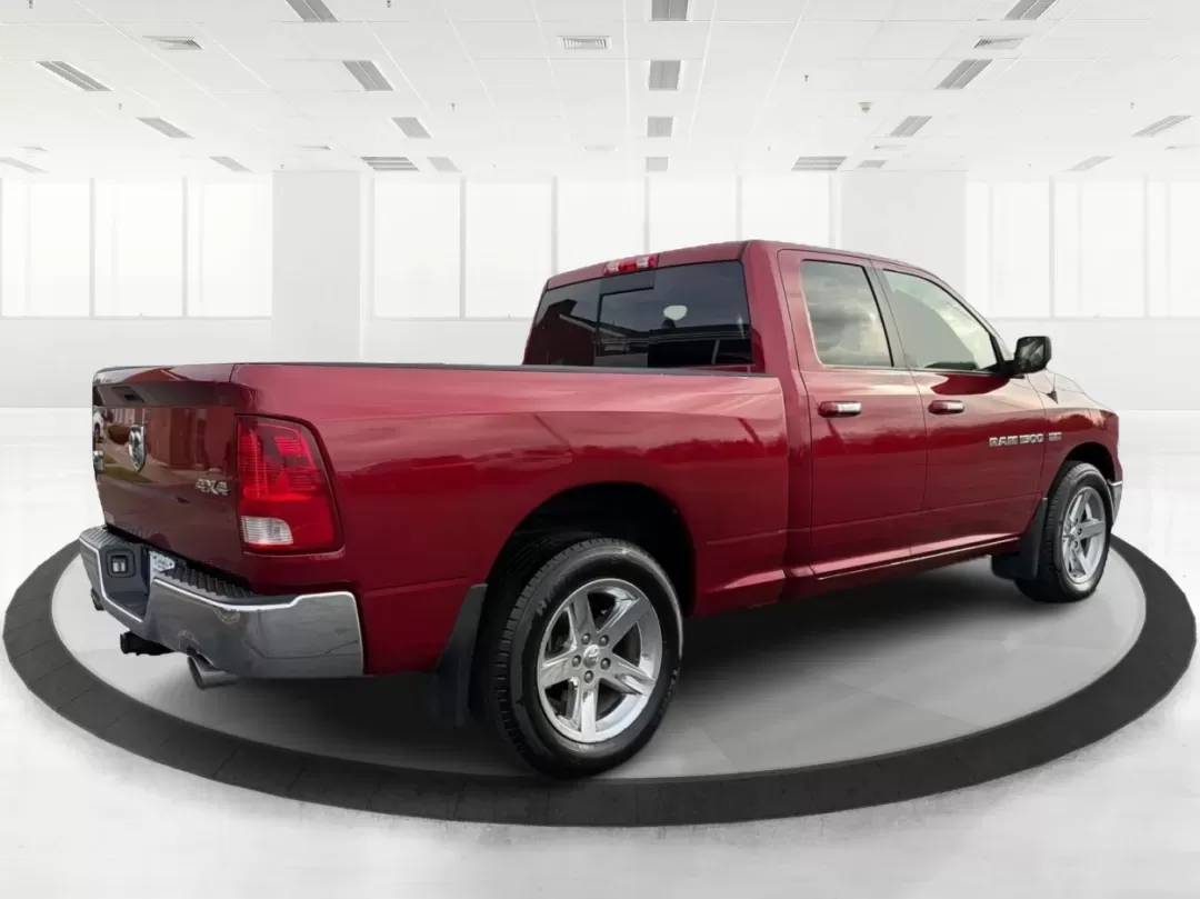 2012 Ram 1500 SLT (1C6RD7GT9CS) with an HEMI 5.7L V-8 variable valve control engine, located at 1230 East Main St, Xenia, OH, 45385, (937) 908-9800, 39.688026, -83.910172 - **Unleash Adventure with the 2012 Ram 1500 SLT Your Next Truck Awaits!**<br /> <br /> Are you ready to elevate your weekend adventures or tackle your daily commute with confidence? Look no further than the 2012 Ram 1500 SLT, a robust and stylish pickup truck designed to meet the needs of families, - Photo#2