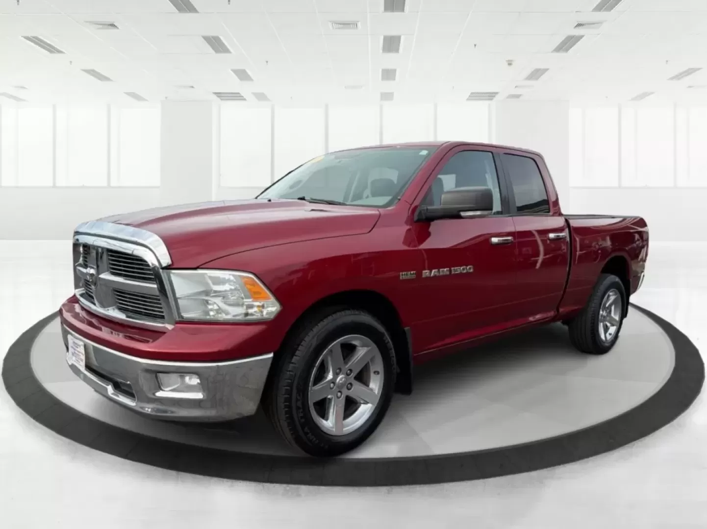 2012 Ram 1500 SLT (1C6RD7GT9CS) with an HEMI 5.7L V-8 variable valve control engine, located at 1230 East Main St, Xenia, OH, 45385, (937) 908-9800, 39.688026, -83.910172 - **Unleash Adventure with the 2012 Ram 1500 SLT Your Next Truck Awaits!**<br /> <br /> Are you ready to elevate your weekend adventures or tackle your daily commute with confidence? Look no further than the 2012 Ram 1500 SLT, a robust and stylish pickup truck designed to meet the needs of families, - Photo#8