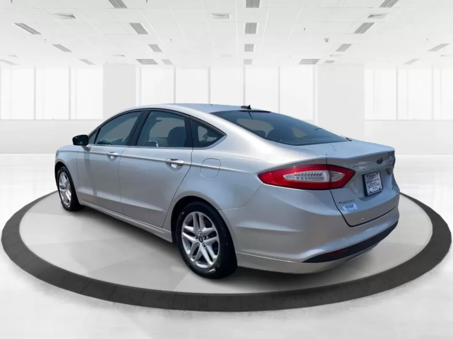2013 Ford Fusion SE (3FA6P0H73DR) with an Other engine, located at 8750 N County Rd 25A, Piqua, OH, 45356, (937) 908-9800, 40.164391, -84.232513 - **Unlock Your Lifestyle with the 2013 Ford Fusion SE Perfect for Your Daily Adventures!**<br /> <br /> Are you looking for a sophisticated sedan that blends style, comfort, and technology? Look no further than this 2013 Ford Fusion SE, located at Advantage Car and Credit in Fairborn, OH. With its a - Photo#4