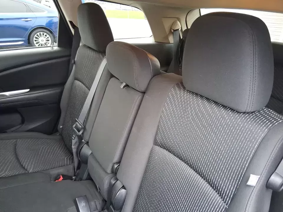 2017 Dodge Journey SXT AWD (3C4PDDBG9HT) with an Pentastar 3.6L V-6 DOHC engine, 6A transmission, located at 1230 East Main St, Xenia, OH, 45385, (937) 908-9800, 39.688026, -83.910172 - ### Explore New Adventures with the 2017 Dodge Journey SXT AWD at Advantage Car and Credit<br /> <br /> Looking for an SUV that can keep up with your dynamic lifestyle? The 2017 Dodge Journey SXT AWD is the perfect companion for growing families, weekend adventurers, and daily commuters alike. With - Photo#10