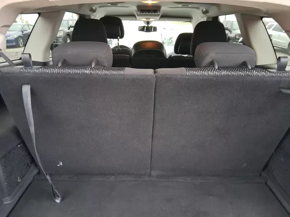 2017 Dodge Journey SXT AWD (3C4PDDBG9HT) with an Pentastar 3.6L V-6 DOHC engine, 6A transmission, located at 1230 East Main St, Xenia, OH, 45385, (937) 908-9800, 39.688026, -83.910172 - ### Explore New Adventures with the 2017 Dodge Journey SXT AWD at Advantage Car and Credit<br /> <br /> Looking for an SUV that can keep up with your dynamic lifestyle? The 2017 Dodge Journey SXT AWD is the perfect companion for growing families, weekend adventurers, and daily commuters alike. With - Photo#12