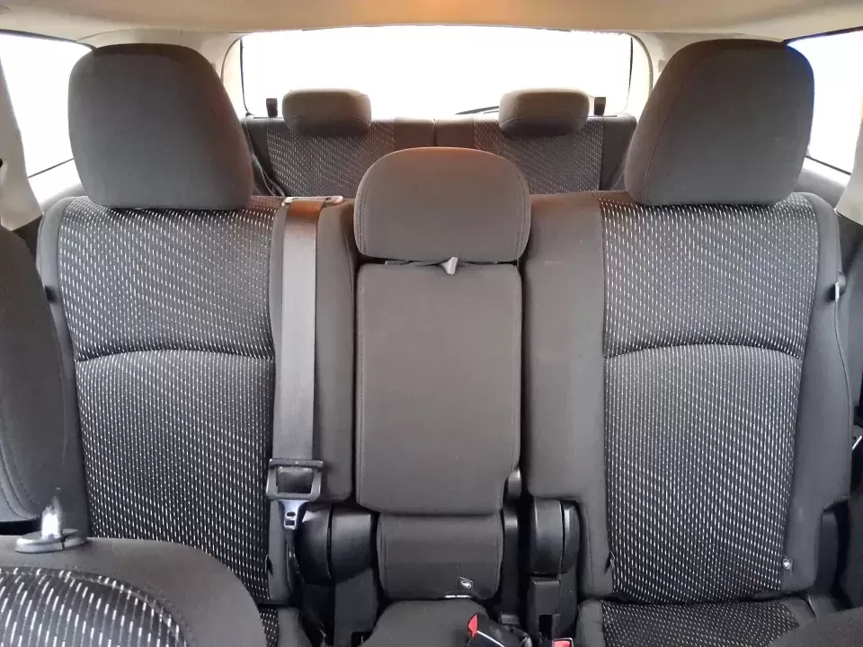 2017 Dodge Journey SXT AWD (3C4PDDBG9HT) with an Pentastar 3.6L V-6 DOHC engine, 6A transmission, located at 1230 East Main St, Xenia, OH, 45385, (937) 908-9800, 39.688026, -83.910172 - ### Explore New Adventures with the 2017 Dodge Journey SXT AWD at Advantage Car and Credit<br /> <br /> Looking for an SUV that can keep up with your dynamic lifestyle? The 2017 Dodge Journey SXT AWD is the perfect companion for growing families, weekend adventurers, and daily commuters alike. With - Photo#14