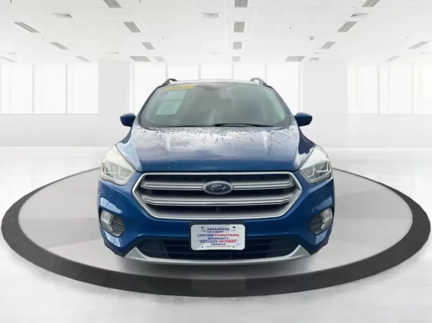 2017 Ford Escape SE (1FMCU0GD5HU) with an 1.5L L4 DOHC 16V engine, 6A transmission, located at 1184 Kauffman Ave, Fairborn, OH, 45324, (937) 908-9800, 39.807072, -84.030914 - **Adventure Awaits in This 2017 Ford Escape SE Perfect for Your Ohio Lifestyle!**<br /> <br /> Are you ready to embrace the open road? Whether you're commuting to work, taking the kids to soccer practice, or planning a weekend getaway to nearby attractions like the National Museum of the U.S. Air F - Photo#7