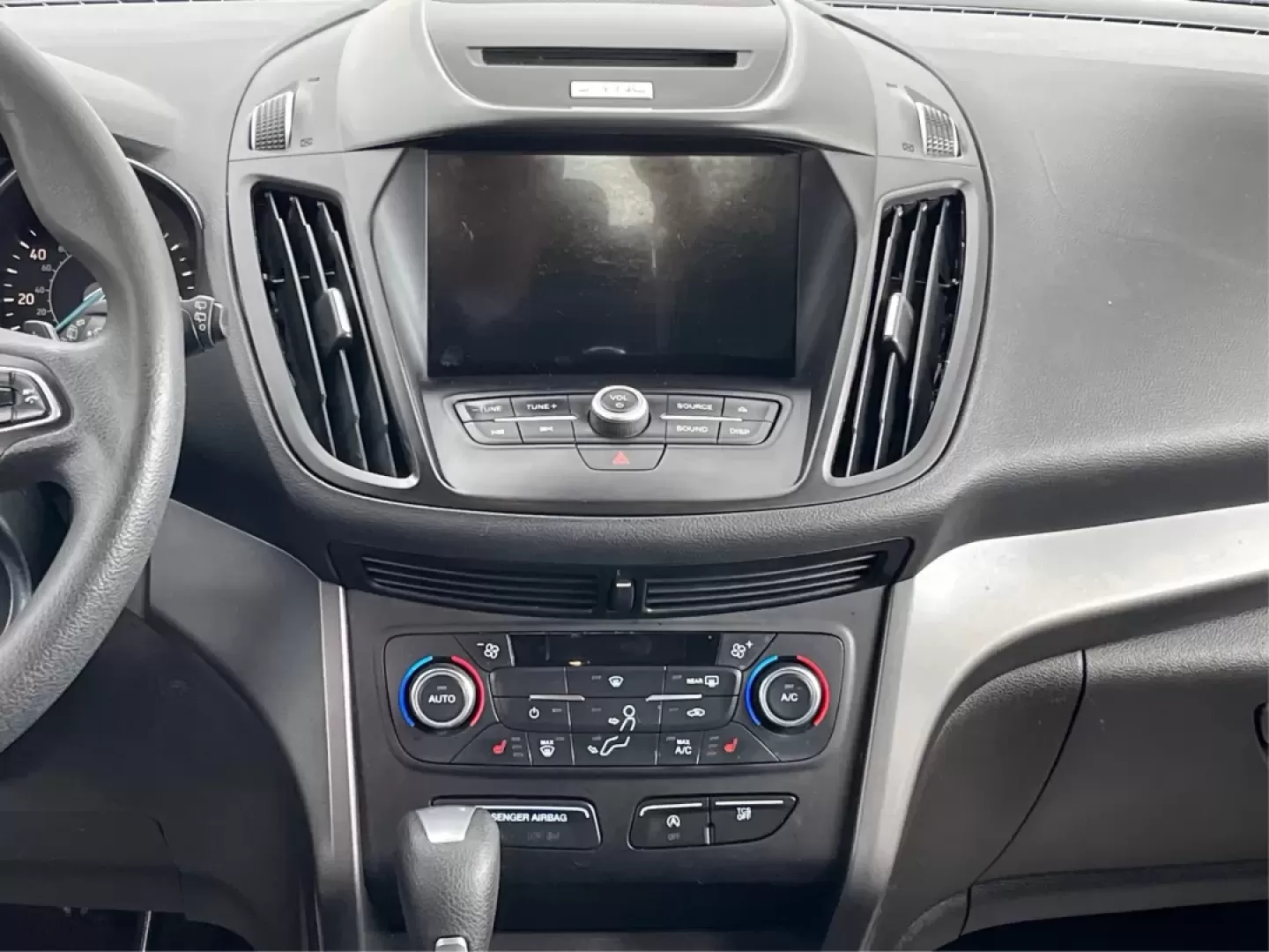 2017 Ford Escape SE (1FMCU0GD5HU) with an Other engine, located at 401 Woodman Dr, Riverside, OH, 45431, (937) 908-9800, 39.760899, -84.123421 - **Adventure Awaits in This 2017 Ford Escape SE Perfect for Your Ohio Lifestyle!**<br /> <br /> Are you ready to embrace the open road? Whether you're commuting to work, taking the kids to soccer practice, or planning a weekend getaway to nearby attractions like the National Museum of the U.S. Air F - Photo#12