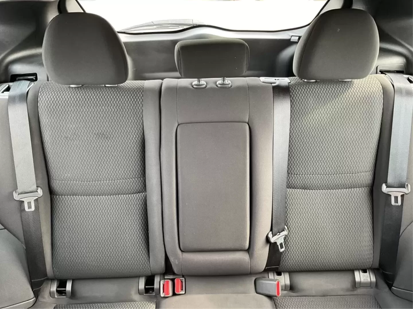 2017 Nissan Rogue S (JN1BJ1CR3HW) with an 2L I-4 gasoline direct injection engine, located at 880 E. National Road, Vandalia, OH, 45377, (937) 908-9800, 39.891918, -84.183594 - **Discover Adventure with the 2017 Nissan Rogue at Advantage Car and Credit!**<br /> <br /> Are you ready to elevate your lifestyle and embark on new adventures? Whether you're a busy parent juggling school drop-offs, a commuter navigating the daily grind, or an outdoor enthusiast seeking weekend es - Photo#14