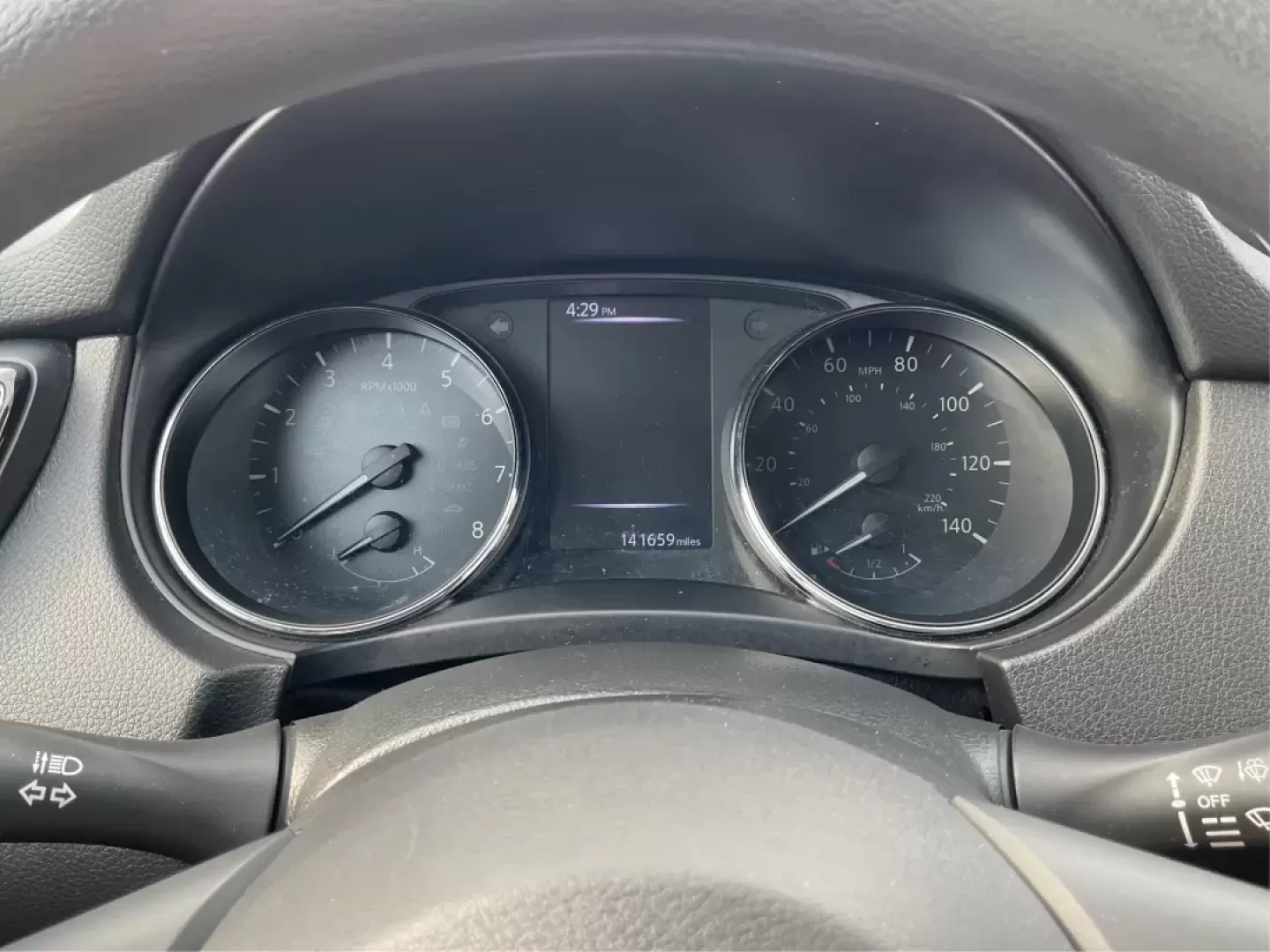 2017 Nissan Rogue S (JN1BJ1CR3HW) with an 2L I-4 gasoline direct injection engine, located at 880 E. National Road, Vandalia, OH, 45377, (937) 908-9800, 39.891918, -84.183594 - **Discover Adventure with the 2017 Nissan Rogue at Advantage Car and Credit!**<br /> <br /> Are you ready to elevate your lifestyle and embark on new adventures? Whether you're a busy parent juggling school drop-offs, a commuter navigating the daily grind, or an outdoor enthusiast seeking weekend es - Photo#15