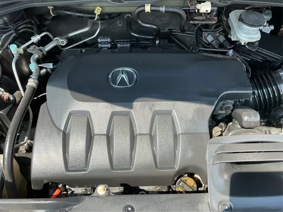 2014 Acura RDX Base (5J8TB4H33EL) with an Other engine, located at 880 E. National Road, Vandalia, OH, 45377, (937) 908-9800, 39.891918, -84.183594 - **Elevate Your Journey with the 2014 Acura RDX: Perfect for Every Adventure in Fairborn, OH**<br /> <br /> Are you on the hunt for a versatile vehicle that can seamlessly blend into your active lifestyle? Whether you're commuting to work, running errands around Fairborn, or planning a weekend getawa - Photo#11