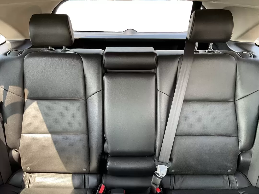 2014 Acura RDX Base (5J8TB4H33EL) with an Other engine, located at 880 E. National Road, Vandalia, OH, 45377, (937) 908-9800, 39.891918, -84.183594 - **Elevate Your Journey with the 2014 Acura RDX: Perfect for Every Adventure in Fairborn, OH**<br /> <br /> Are you on the hunt for a versatile vehicle that can seamlessly blend into your active lifestyle? Whether you're commuting to work, running errands around Fairborn, or planning a weekend getawa - Photo#14