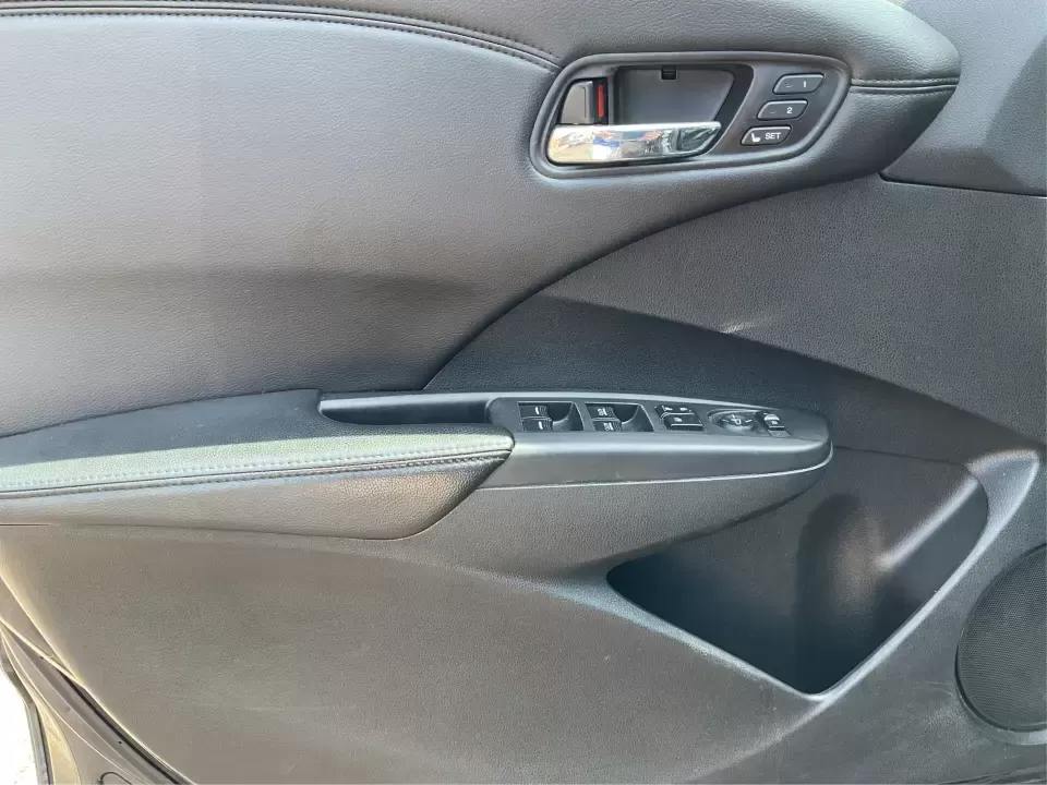 2014 Acura RDX Base (5J8TB4H33EL) with an 2.3L L4 DOHC 16V engine, 6-Speed Automatic transmission, located at 880 E. National Road, Vandalia, OH, 45377, (937) 908-9800, 39.891918, -84.183594 - **Elevate Your Journey with the 2014 Acura RDX: Perfect for Every Adventure in Fairborn, OH**<br /> <br /> Are you on the hunt for a versatile vehicle that can seamlessly blend into your active lifestyle? Whether you're commuting to work, running errands around Fairborn, or planning a weekend getawa - Photo#18