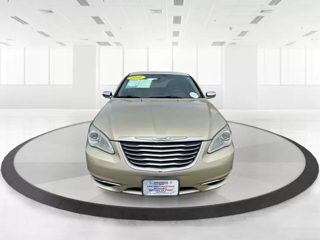 2011 Chrysler 200 Limited (1C3BC2FB0BN) with an Other engine, located at 4508 South Dixie Dr, Moraine, OH, 45439, (937) 908-9800, 39.689976, -84.218452 - ### Elevate Your Daily Commute with the 2011 Chrysler 200 Limited<br /> <br /> Are you searching for a reliable sedan that combines style, comfort, and modern features? Look no further than the 2011 Chrysler 200 Limited, available now at Advantage Car and Credit in New Carlisle, OH. This vehicle is - Photo#7