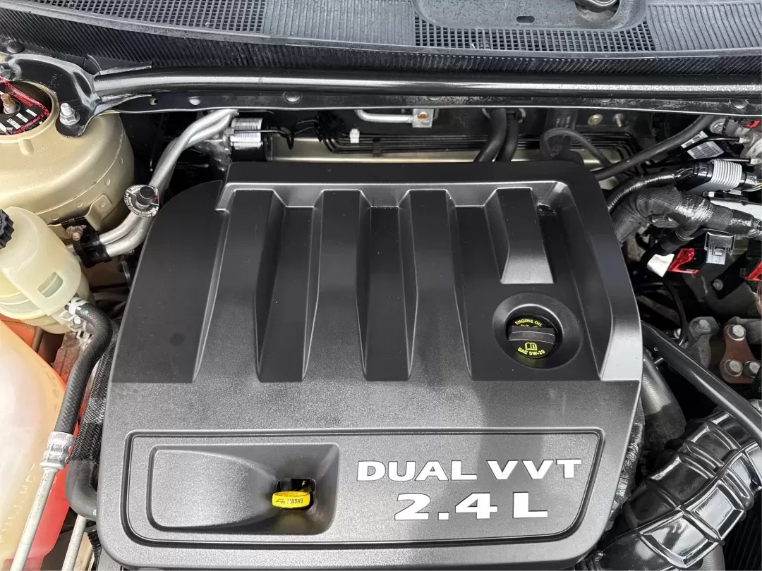 2011 Chrysler 200 Limited (1C3BC2FB0BN) with an Other engine, located at 4508 South Dixie Dr, Moraine, OH, 45439, (937) 908-9800, 39.689976, -84.218452 - ### Elevate Your Daily Commute with the 2011 Chrysler 200 Limited<br /> <br /> Are you searching for a reliable sedan that combines style, comfort, and modern features? Look no further than the 2011 Chrysler 200 Limited, available now at Advantage Car and Credit in New Carlisle, OH. This vehicle is - Photo#11