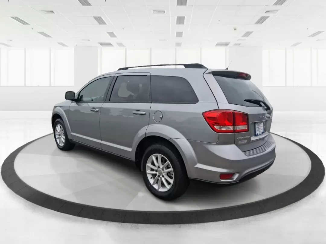 2015 Dodge Journey SXT (3C4PDCBB2FT) with an Other engine, located at 1184 Kauffman Ave, Fairborn, OH, 45324, (937) 908-9800, 39.807072, -84.030914 - **Adventure Awaits with the 2015 Dodge Journey SXT at Advantage Car and Credit!**<br /> <br /> If you're in search of a versatile SUV that caters to both daily commutes and weekend adventures with your family, the 2015 Dodge Journey SXT is the perfect match for you. This spacious and stylish vehicle - Photo#4