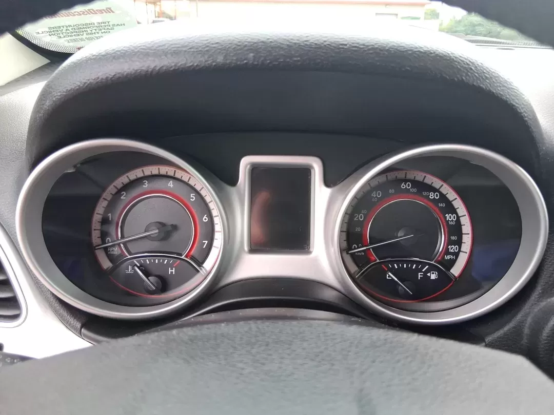 2015 Dodge Journey SXT (3C4PDCBB2FT) with an 2.4L L6 DOHC 16V engine, 4-Speed Automatic transmission, located at 4508 South Dixie Dr, Moraine, OH, 45439, (937) 908-9800, 39.689976, -84.218452 - **Adventure Awaits with the 2015 Dodge Journey SXT at Advantage Car and Credit!**<br /> <br /> If you're in search of a versatile SUV that caters to both daily commutes and weekend adventures with your family, the 2015 Dodge Journey SXT is the perfect match for you. This spacious and stylish vehicle - Photo#15