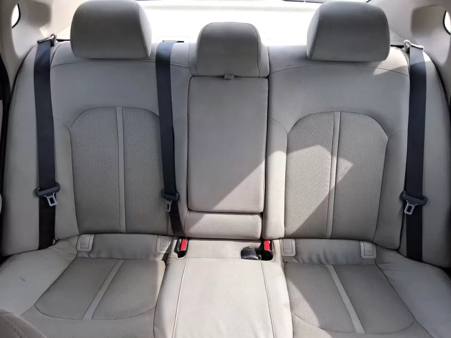 2016 Kia Optima LX (5XXGT4L36GG) with an Theta II 2.4L I-4 gasoline direct injection engine, located at 8750 N County Rd 25A, Piqua, OH, 45356, (937) 908-9800, 40.164391, -84.232513 - Discover an exceptional driving experience with the 2016 Kia Optima LX, available now at Advantage Car and Credit in New Carlisle, OH. This sedan is not just a mode of transportation; it's an enhancement to your lifestyle, whether you're commuting to work, running errands, or embarking on weekend ad - Photo#14