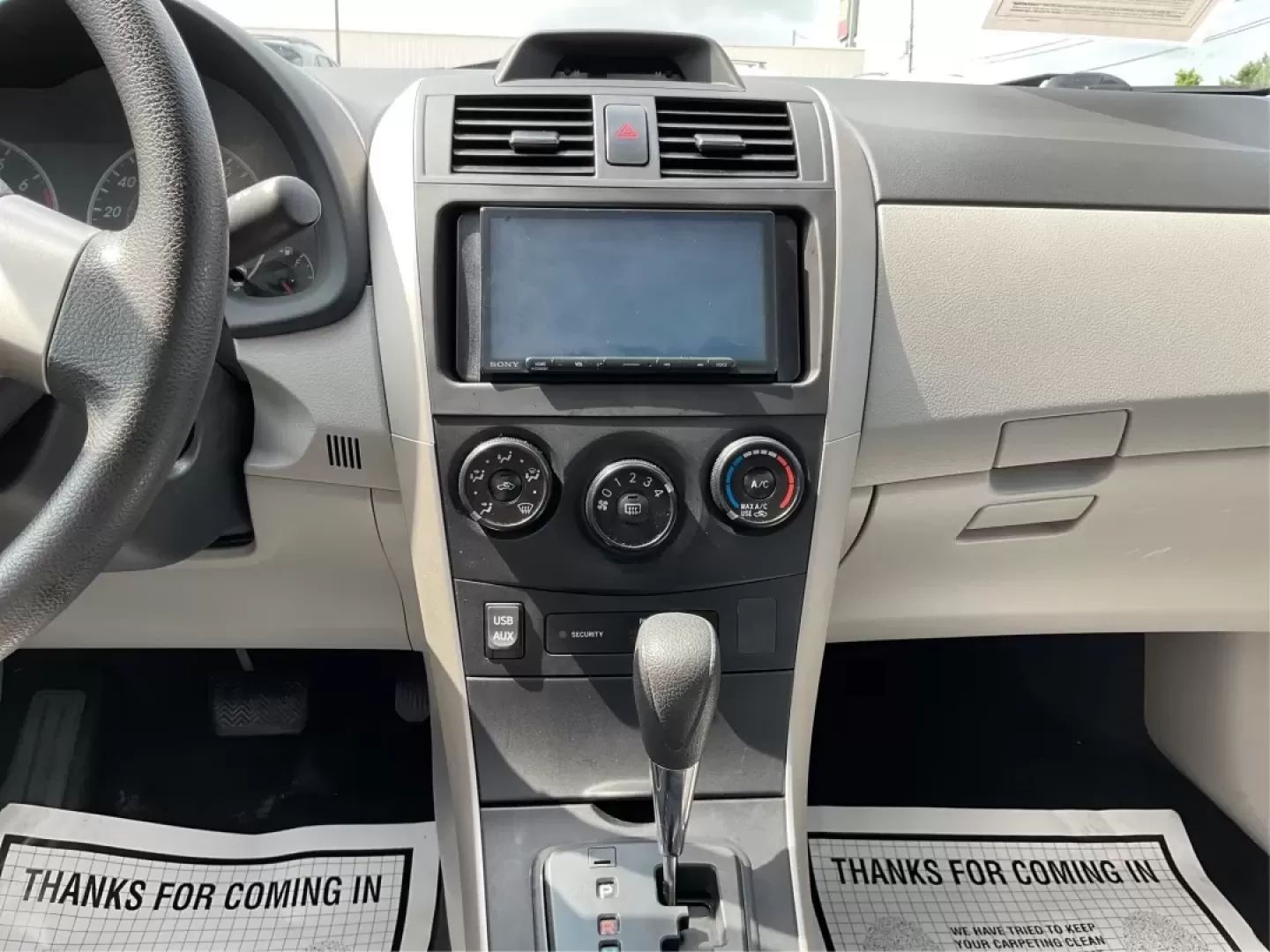 2012 Toyota Corolla LE (2T1BU4EEXCC) with an 1.8L I-4 DOHC engine, located at 1184 Kauffman Ave, Fairborn, OH, 45324, (937) 908-9800, 39.807072, -84.030914 - **Discover Your New Adventure with the 2012 Toyota Corolla LE at Advantage Car and Credit!**<br /> <br /> Are you in the market for a reliable sedan that perfectly balances your daily commute with weekend adventures? Look no further than the 2012 Toyota Corolla LE, available now at Advantage Car and - Photo#13