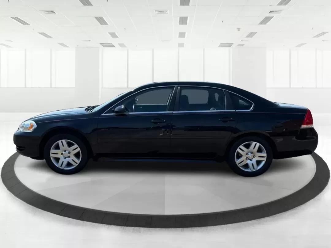 2014 Chevrolet Impala Limited LT (2G1WB5E3XE1) with an 3.6L V-6 gasoline direct injection engine, located at 1230 East Main St, Xenia, OH, 45385, (937) 908-9800, 39.688026, -83.910172 - Are you ready for your next adventure, whether it's a family road trip, a daily commute, or simply running errands around Fairborn? The 2014 Chevrolet Impala Limited LT is the perfect sedan to elevate your driving experience. With its stylish black exterior and reliable performance, this vehicle is - Photo#5