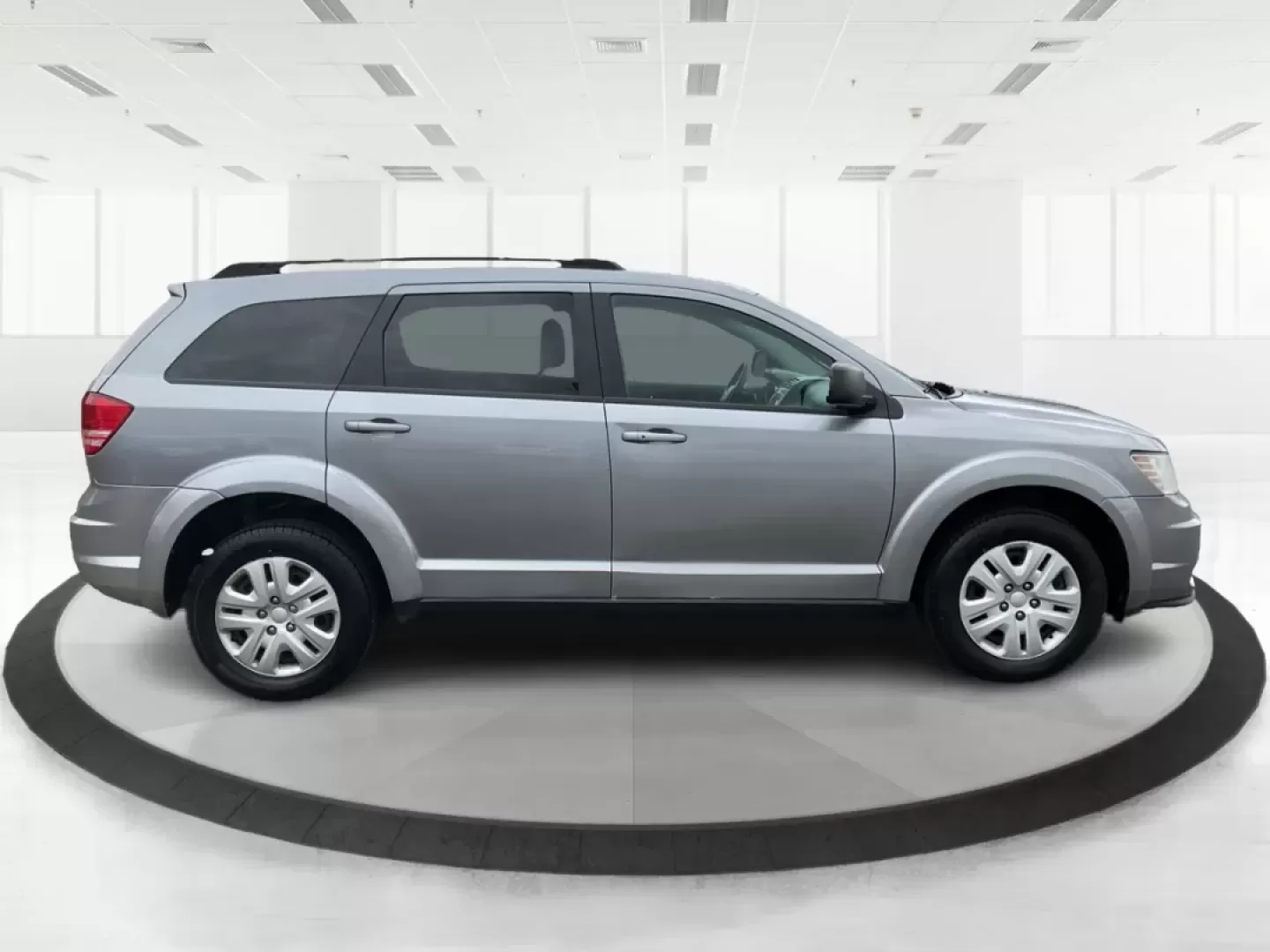 2017 Dodge Journey SE (3C4PDCAB2HT) with an Tigershark MultiAir 2.4L I-4 DOHC engine, located at 8750 N County Rd 25A, Piqua, OH, 45356, (937) 908-9800, 40.164391, -84.232513 - **Unleash Your Family Adventures with the 2017 Dodge Journey at Advantage Car and Credit!**<br /> <br /> Are you searching for the perfect SUV to suit your growing family's needs or to make those weekend adventures more exciting? Look no further than this reliable and spacious **2017 Dodge Journey** - Photo#1