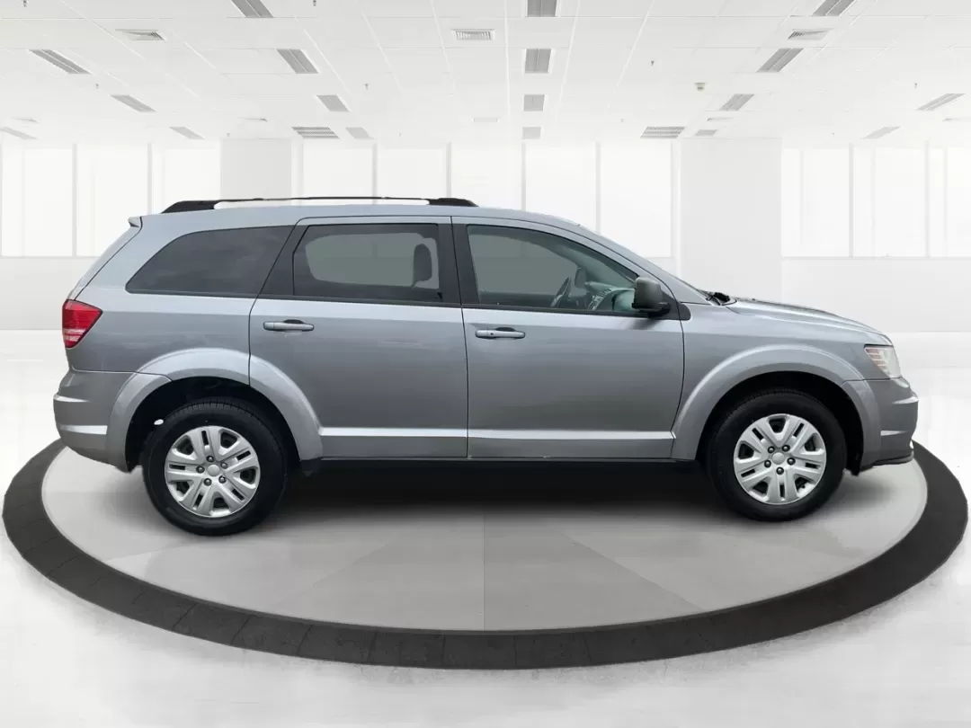 2017 Dodge Journey SE (3C4PDCAB2HT) with an Tigershark MultiAir 2.4L I-4 DOHC engine, 4A transmission, located at 1184 Kauffman Ave, Fairborn, OH, 45324, (937) 908-9800, 39.807072, -84.030914 - **Unleash Your Family Adventures with the 2017 Dodge Journey at Advantage Car and Credit!**<br /> <br /> Are you searching for the perfect SUV to suit your growing family's needs or to make those weekend adventures more exciting? Look no further than this reliable and spacious **2017 Dodge Journey** - Photo#1