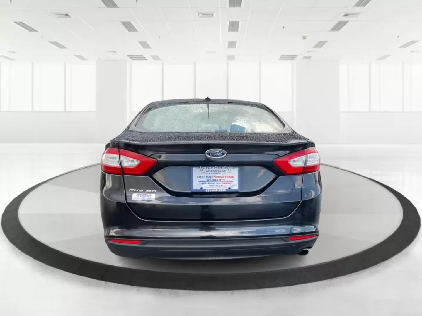 2014 Ford Fusion S (3FA6P0G75ER) with an Duratec 2.5L I-4 DOHC engine, located at 1951 S Dayton Lakeview Rd., New Carlisle, OH, 45344, (937) 908-9800, 39.890999, -84.050255 - **Discover Your Next Adventure with the 2014 Ford Fusion at Advantage Car and Credit!**<br /> <br /> Are you ready to elevate your daily commute or embark on weekend road trips? The 2014 Ford Fusion at Advantage Car and Credit is your perfect companion for both. Its stylish design and dependable per - Photo#3